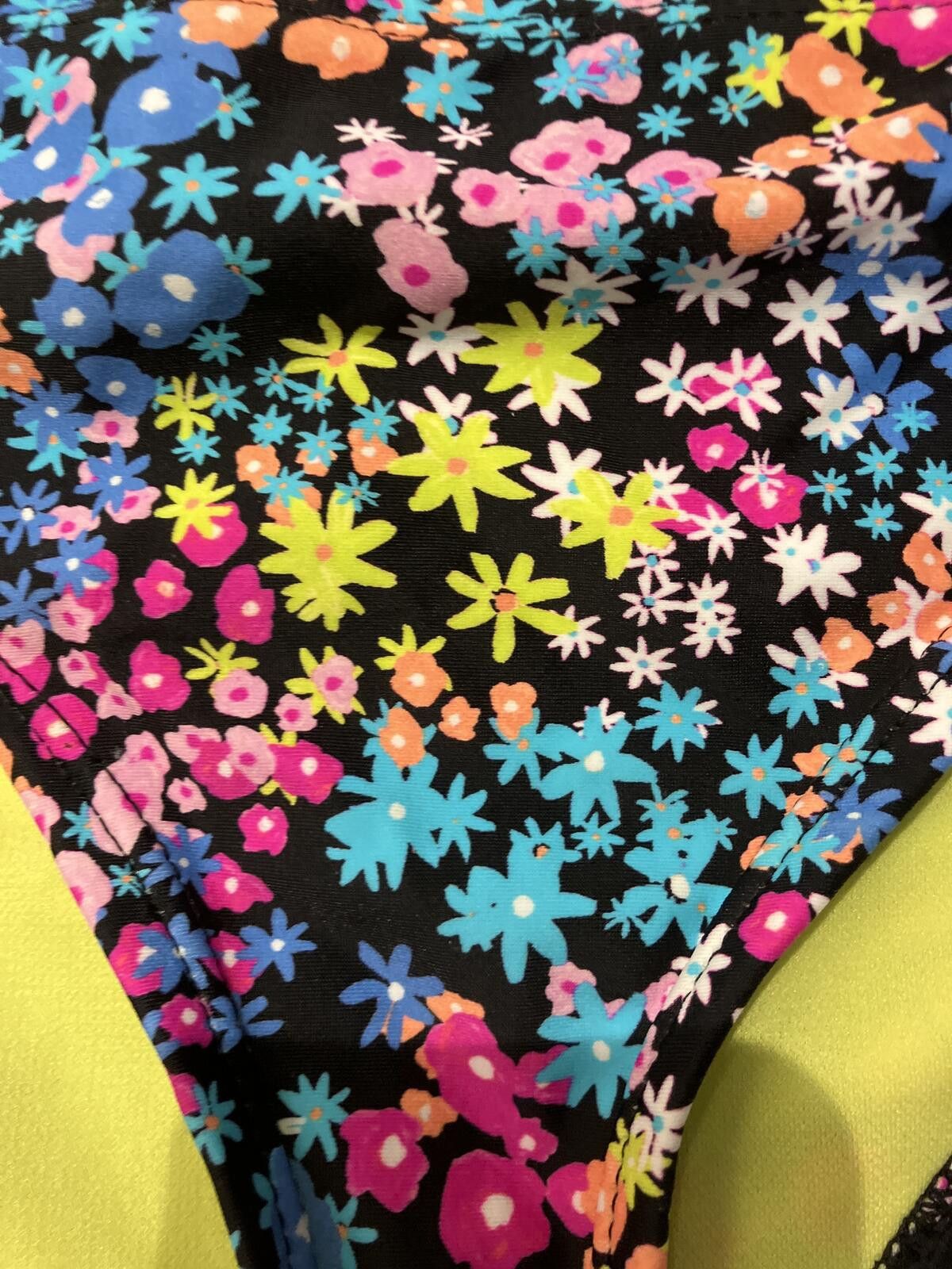 Other NWT California Waves Floral Bikini Bottoms Size Large Size ONE SIZE - 2 Thumbnail