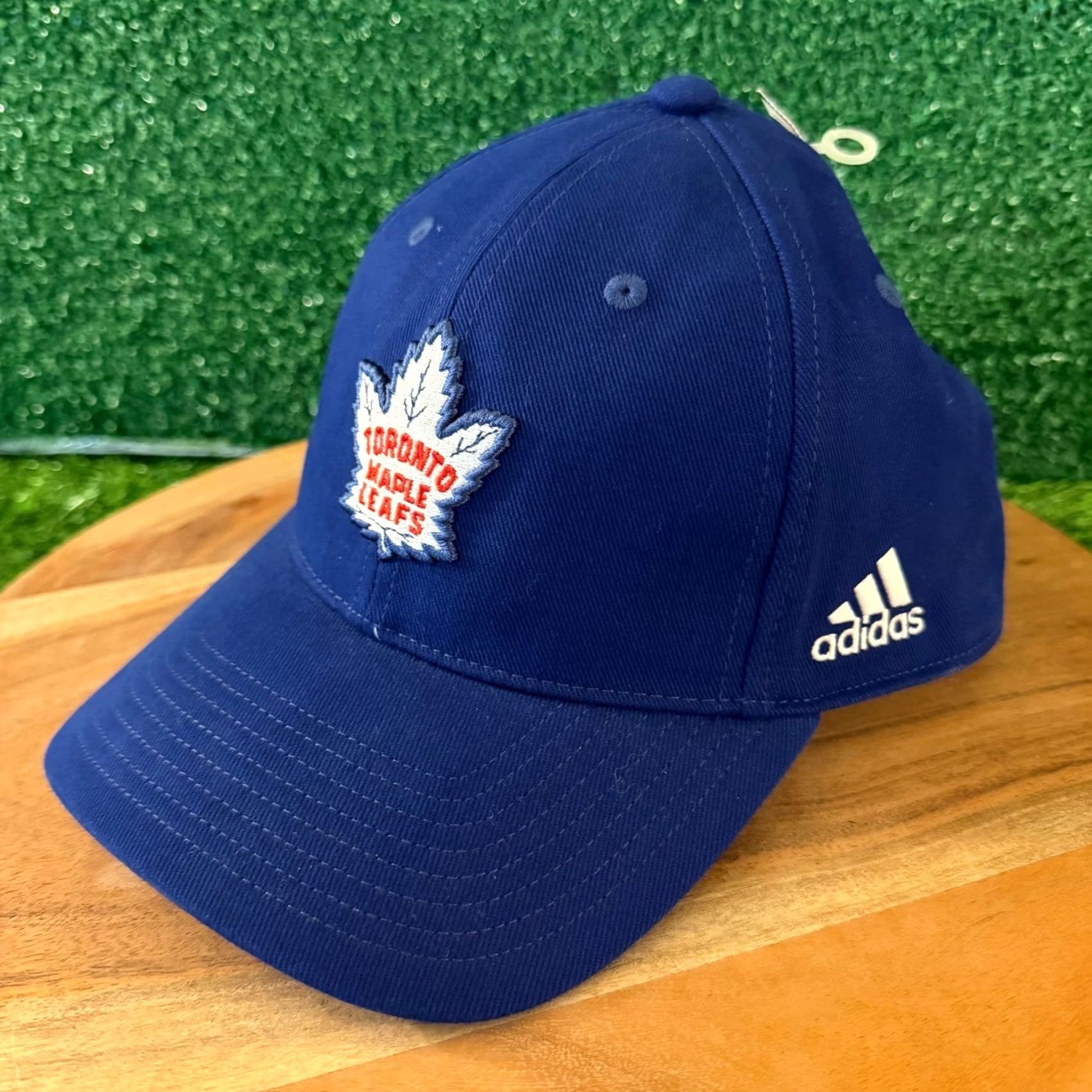 Adidas Adidas Slouch Hat Cap Mens Small Medium Blue Stretch NWT NHL Toronto Maple Leafs Baseball Cap Slouch Stretch Mens Size ONE SIZE - 2 Thumbnail