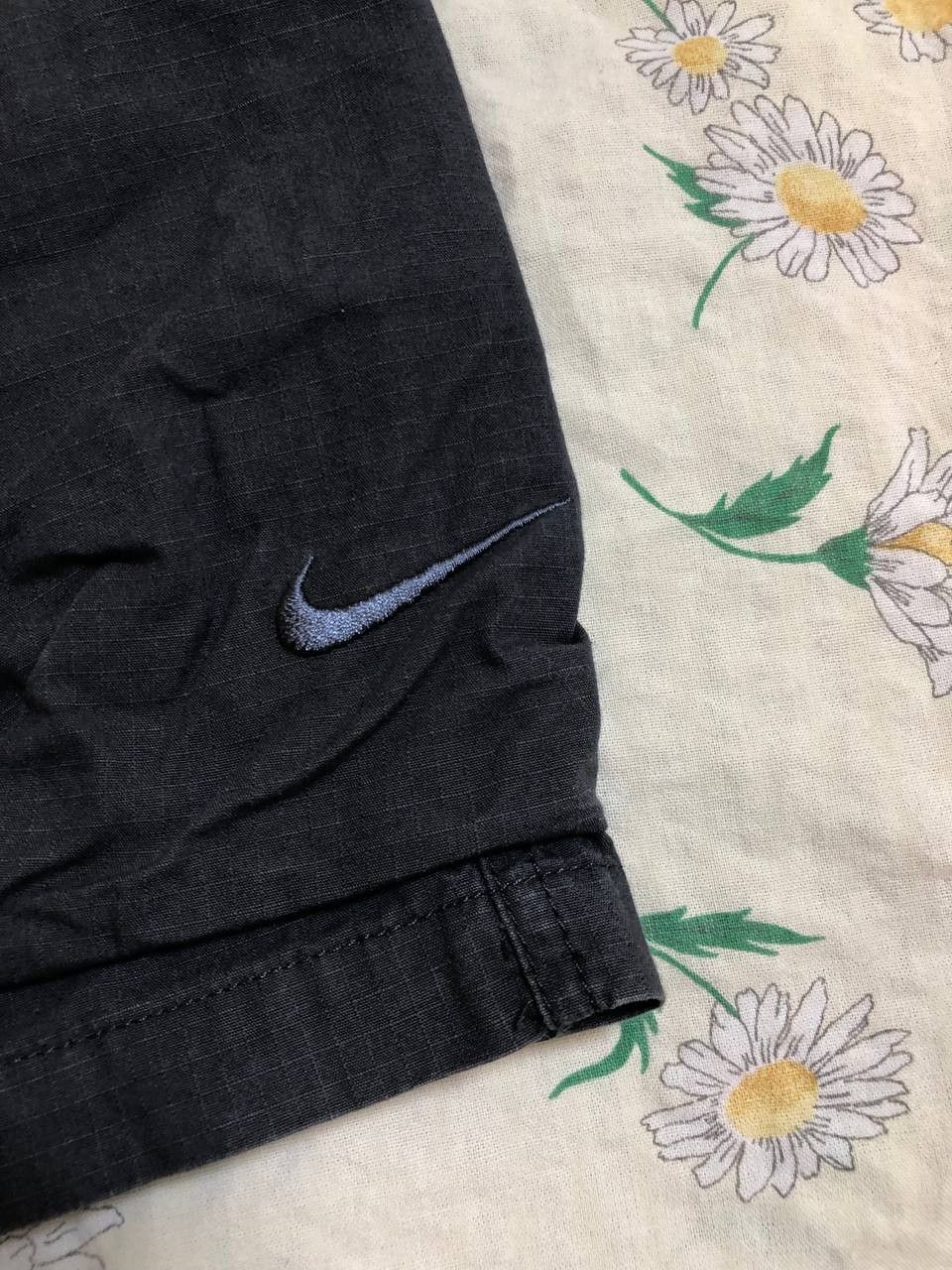 Nike Nike Cargo Board Shorts Summer Y2K Dual Pockets Vintage Size US 30 / EU 46 - 2 Thumbnail