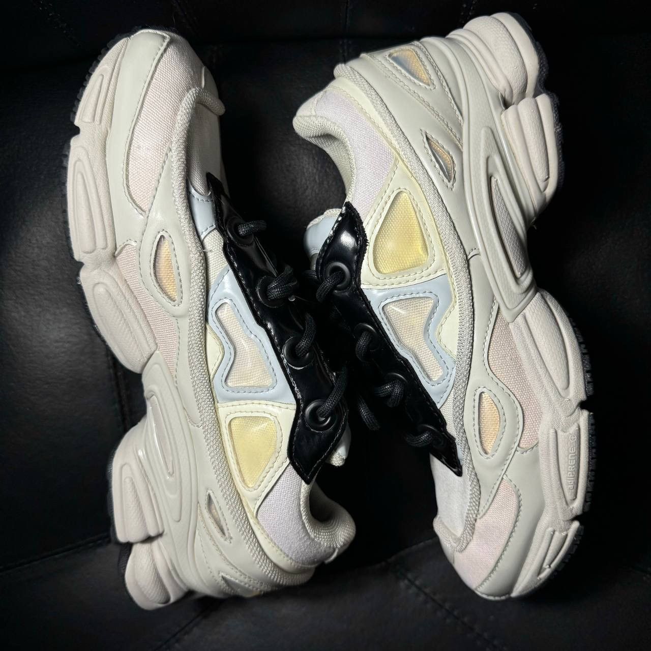 Adidas × Raf Simons 8US Adidas Raf Simons Ozweego cream white Size US 8 / EU 41 - 5 Thumbnail