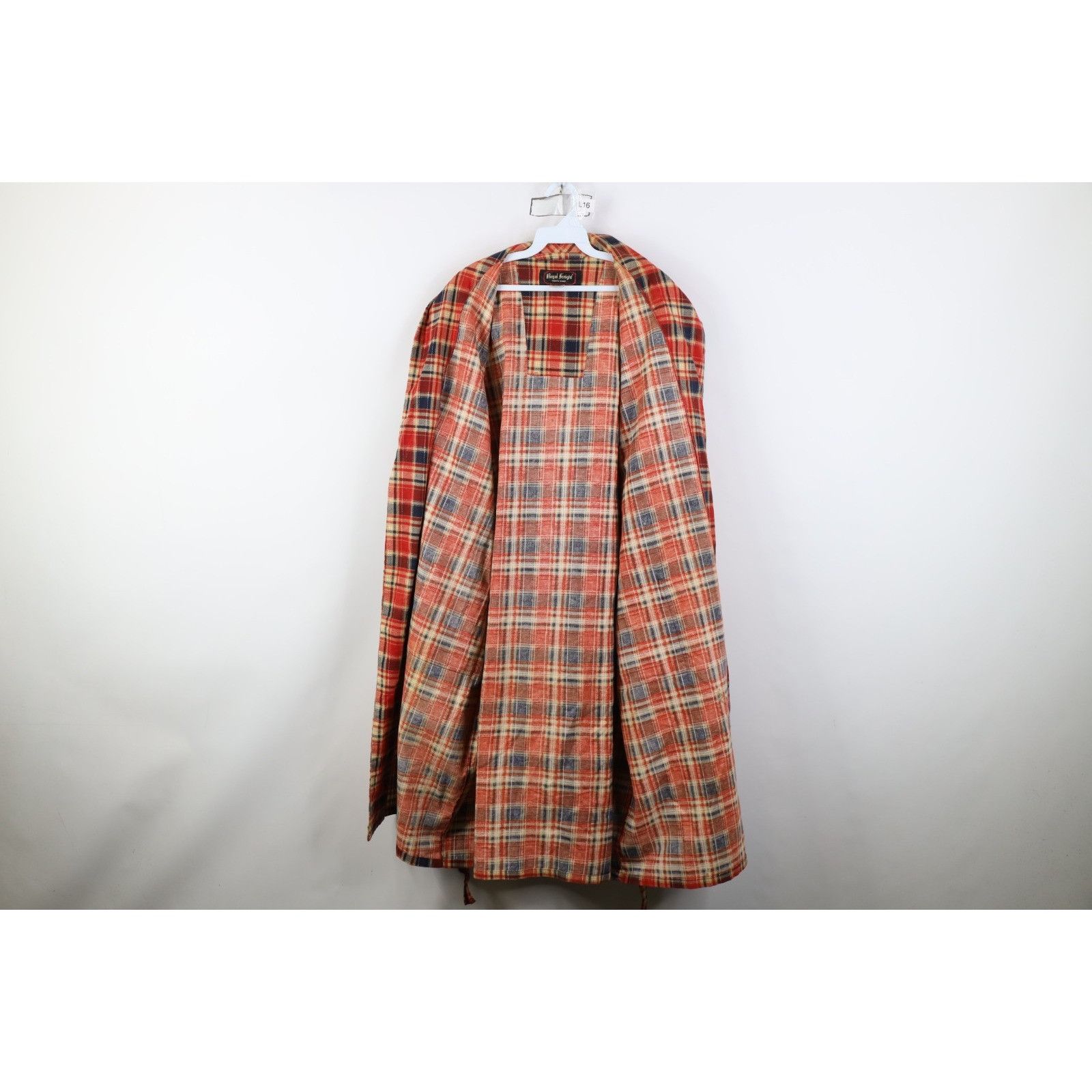 Vintage Vintage 70s Streetwear Distressed Flannel Belted Bath Robe Size US L / EU 52-54 / 3 - 14 Thumbnail