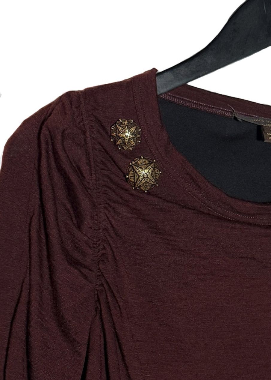 Louis Vuitton Louis Vuitton 2010 Burgundy Star Button Accents Top Size L / US 10 / IT 46 - 4 Thumbnail