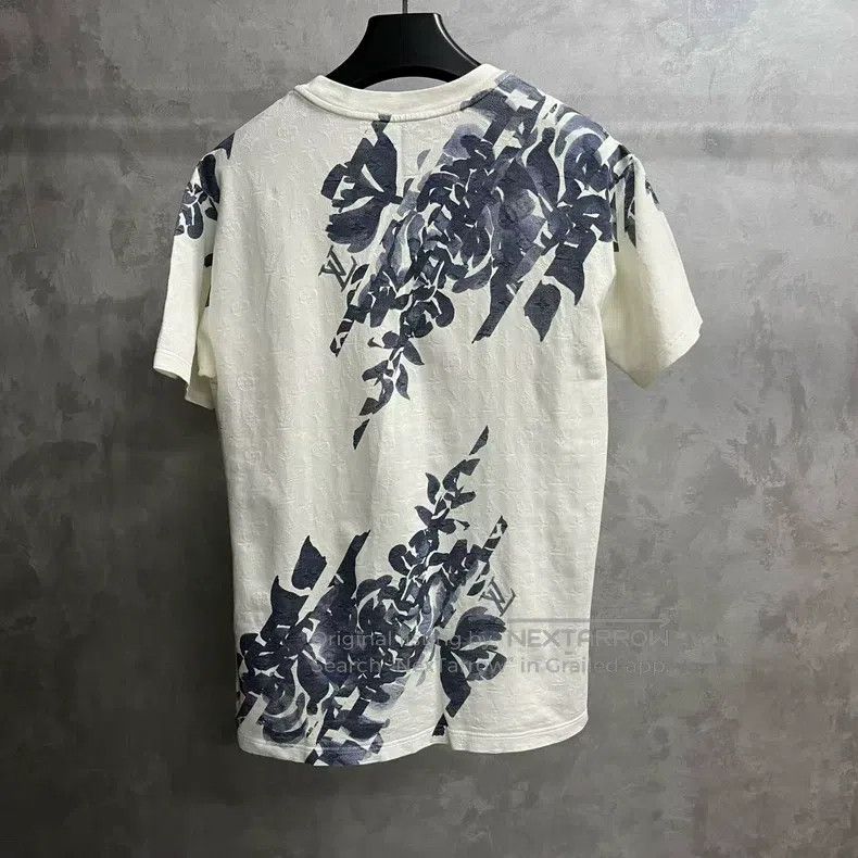 Louis Vuitton Louis Vuitton White Plant Floral Embroidered Crew Neck Sho Size US M / EU 48-50 / 2 - 2 Thumbnail