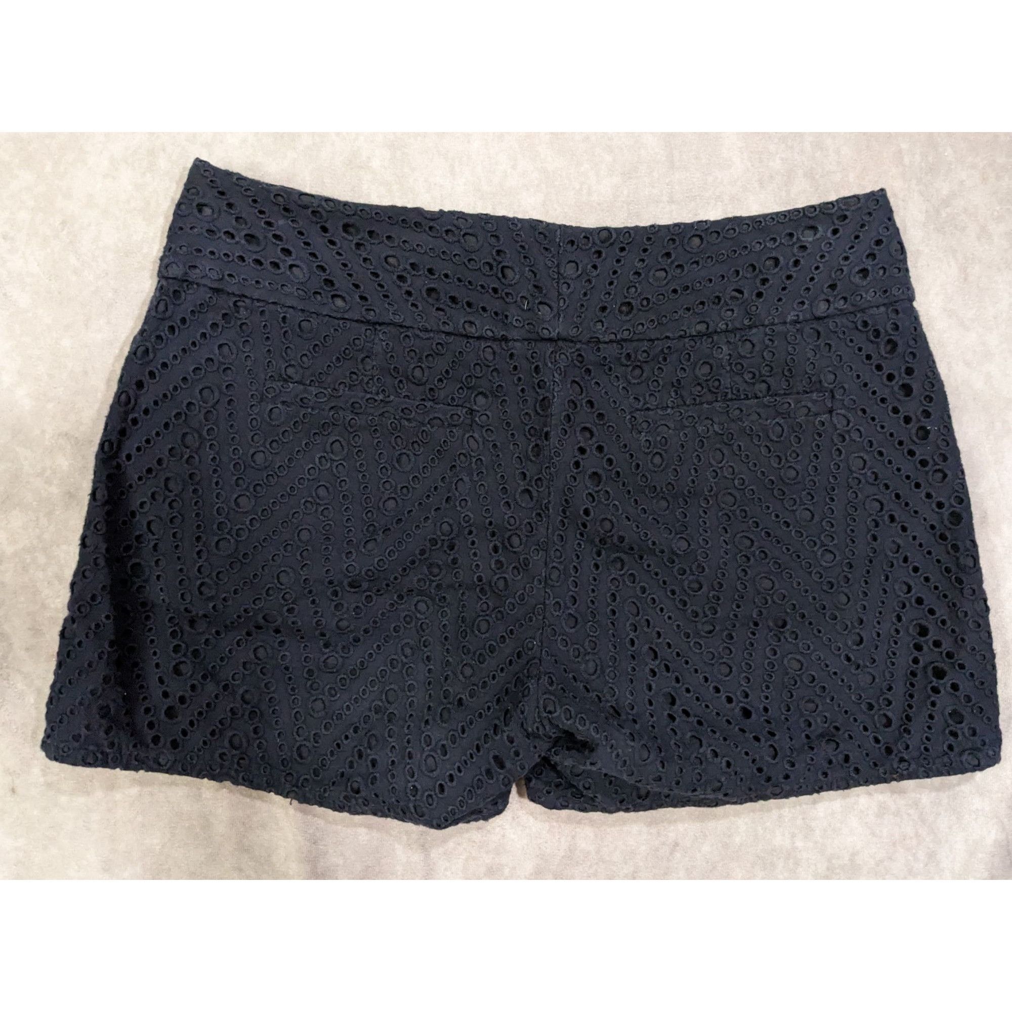 Other Casual Navy Eyelet Embroidered Shorts by Outback Red Size 27" / US 4 / IT 40 - 6 Thumbnail