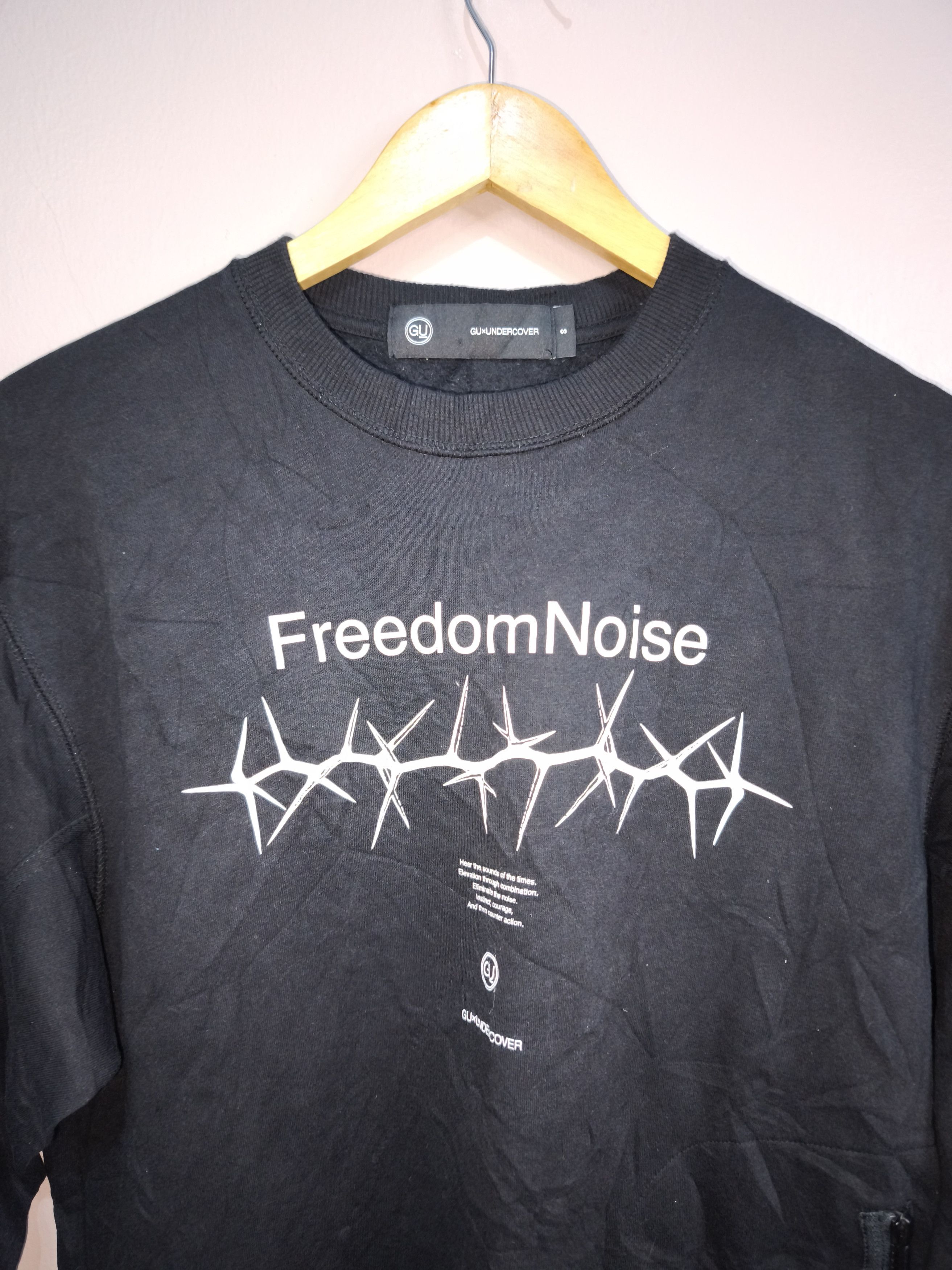 GU × Undercover GU x UNDERCOVER Freedom Noise Sweatshirt Size US S / EU 44-46 / 1 - 2 Thumbnail