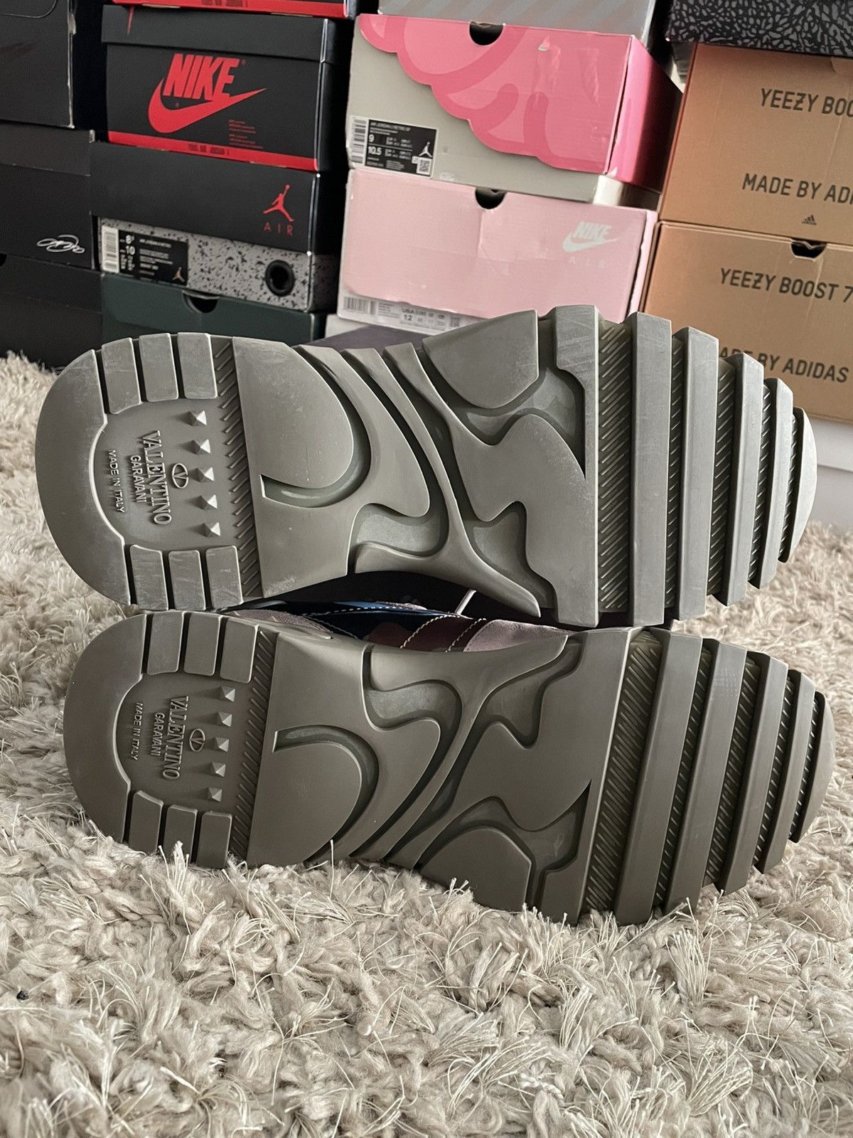 Valentino Valentino RockRunner Plus Rockstud Camo Trim Leather Sneaker Size US 11 / EU 44 - 7 Thumbnail