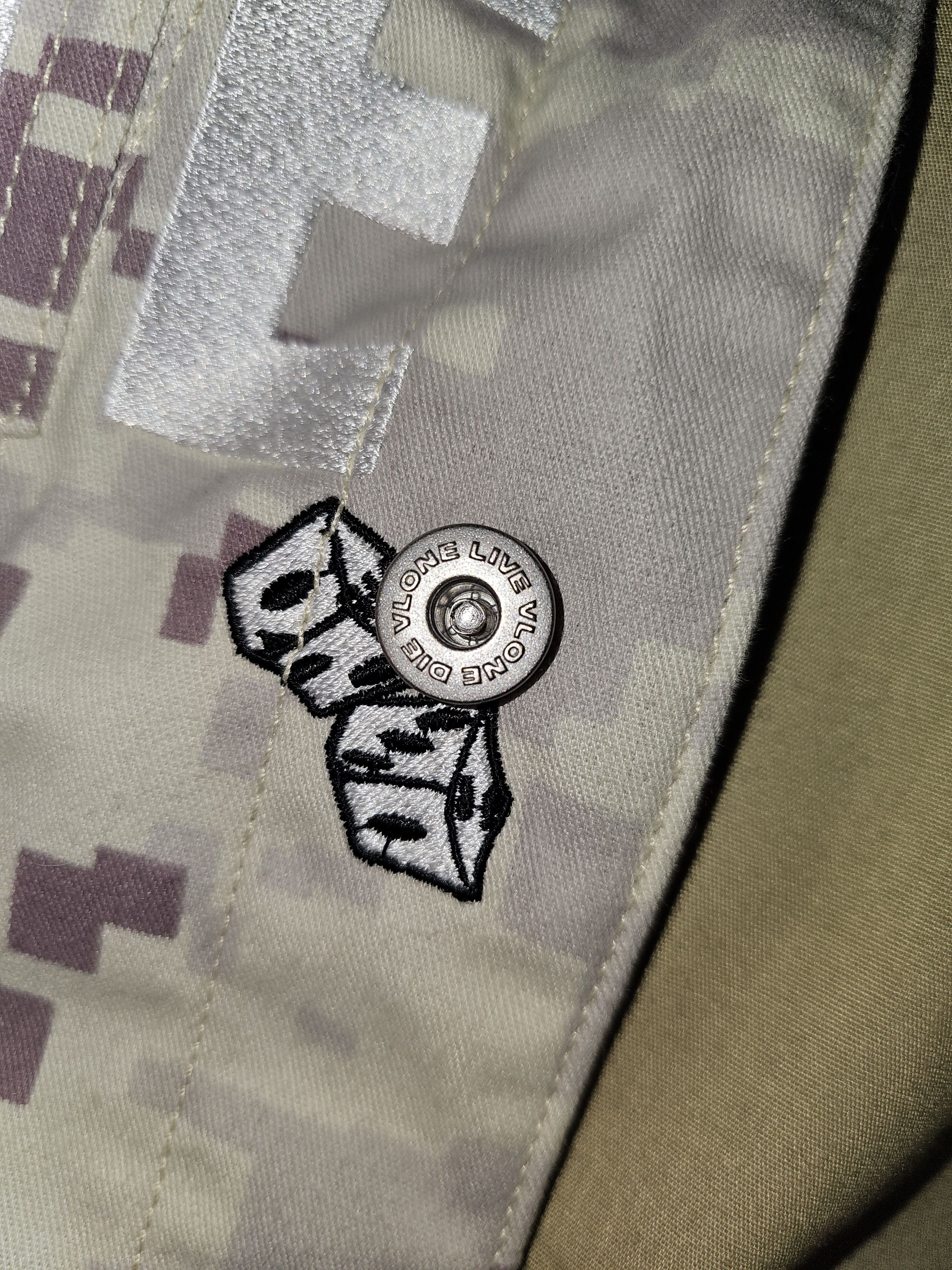 Vlone Vlone Friends Digi Camo Denim Jacket Beige Size US XL / EU 56 / 4 - 7 Thumbnail