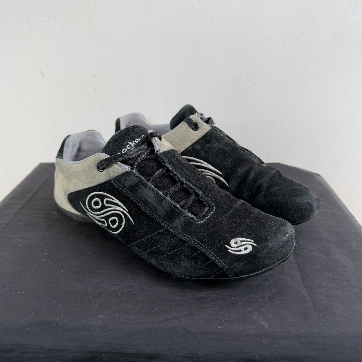 Dockers × Vintage Vintage Y2k Dockers Low Cut Sneakers Size US 7 / IT 37 - 2 Thumbnail