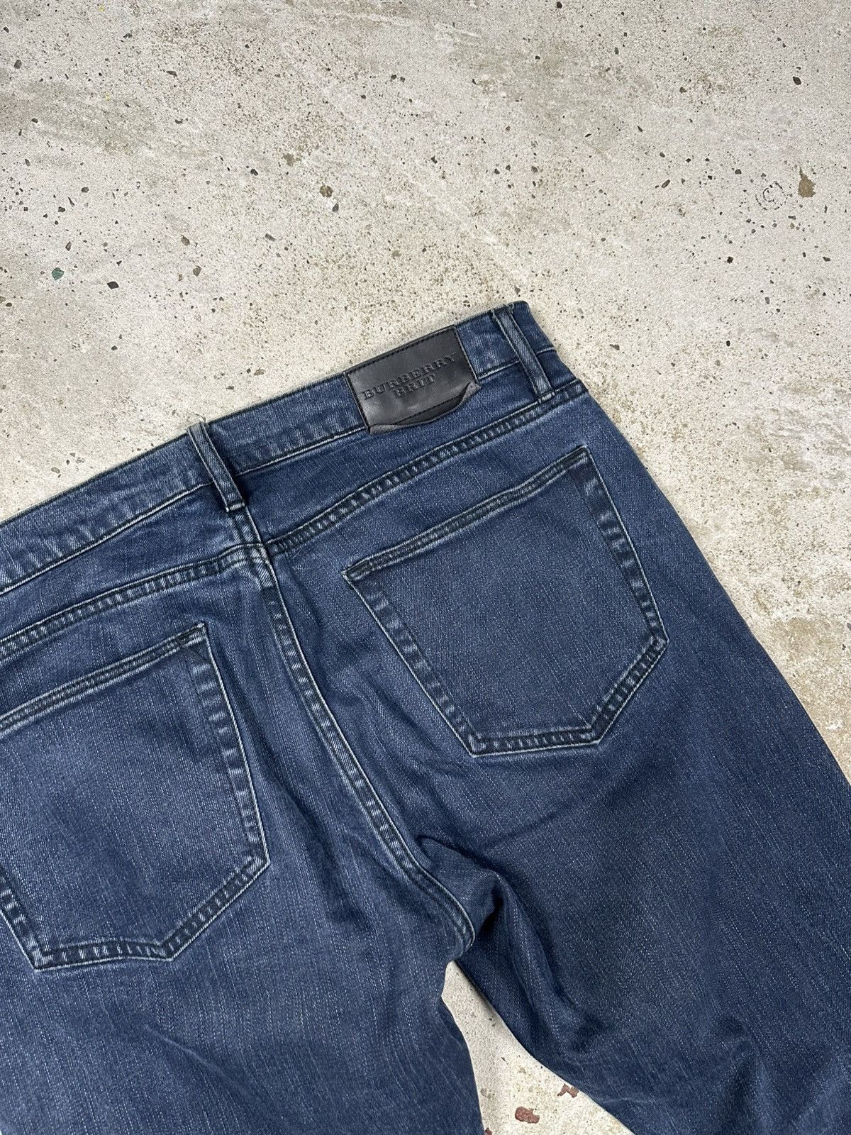 Burberry Burberry Brit Straight Denim Pants Jeans Size US 32 / EU 48 - 16 Thumbnail