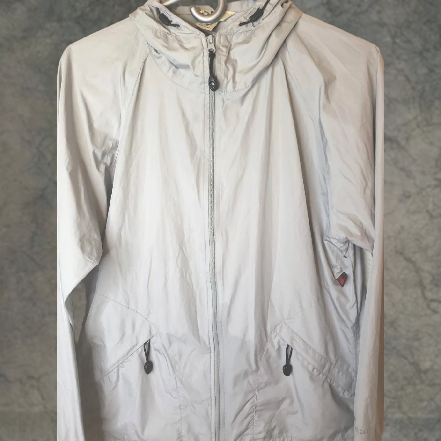 Vintage Woolrich Jacket Rain Coat Womens M Gray Nylon Hood Lined Zip Pockets Windbreaker Jacket Size M / US 6-8 / IT 42-44 - 1 Thumbnail