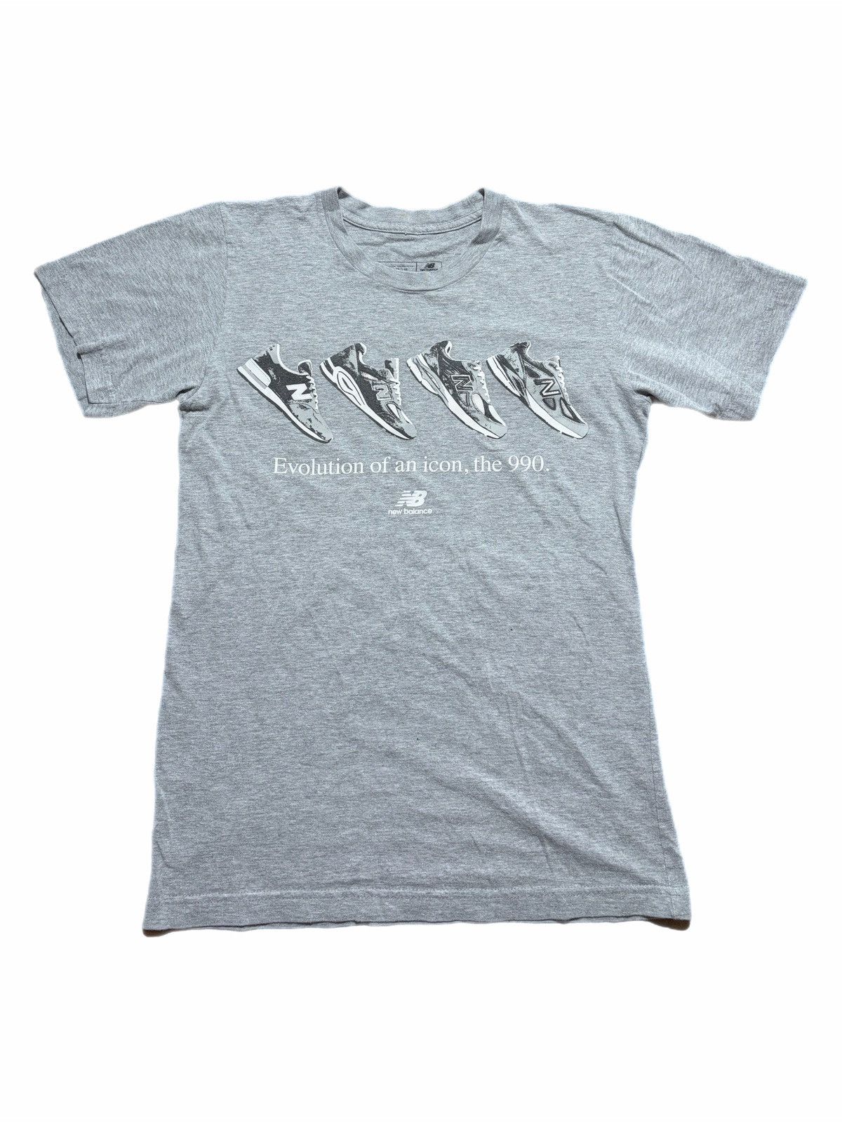 New Balance New Balance Evolution Of An Icon 990 Graphic Sneaker Tee Size US XS / EU 42 / 0 - 1 Thumbnail