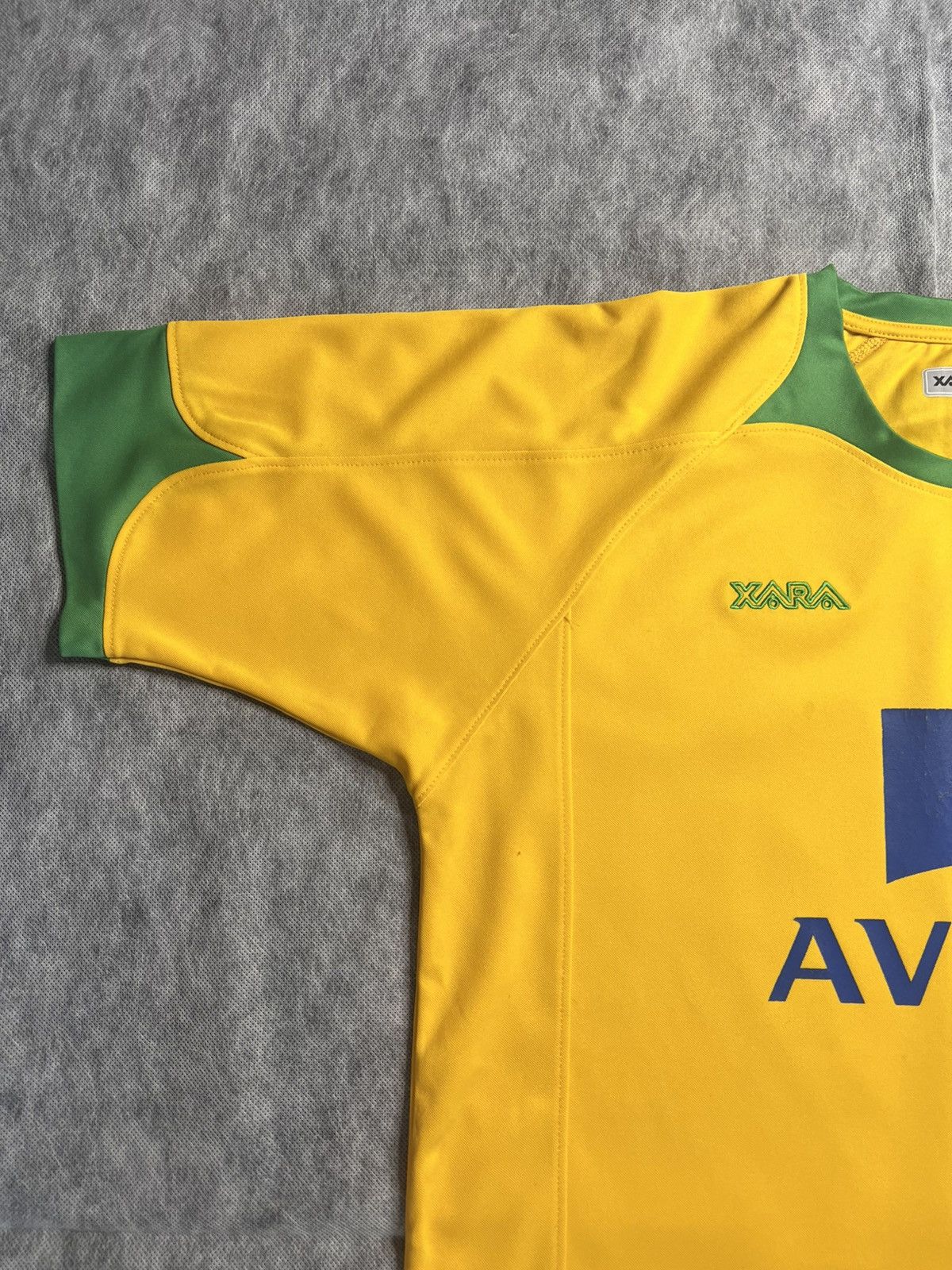 Other Xara Norwich 2010/2011 Home Kit Soccer Jersey Large Size US L / EU 52-54 / 3 - 5 Thumbnail