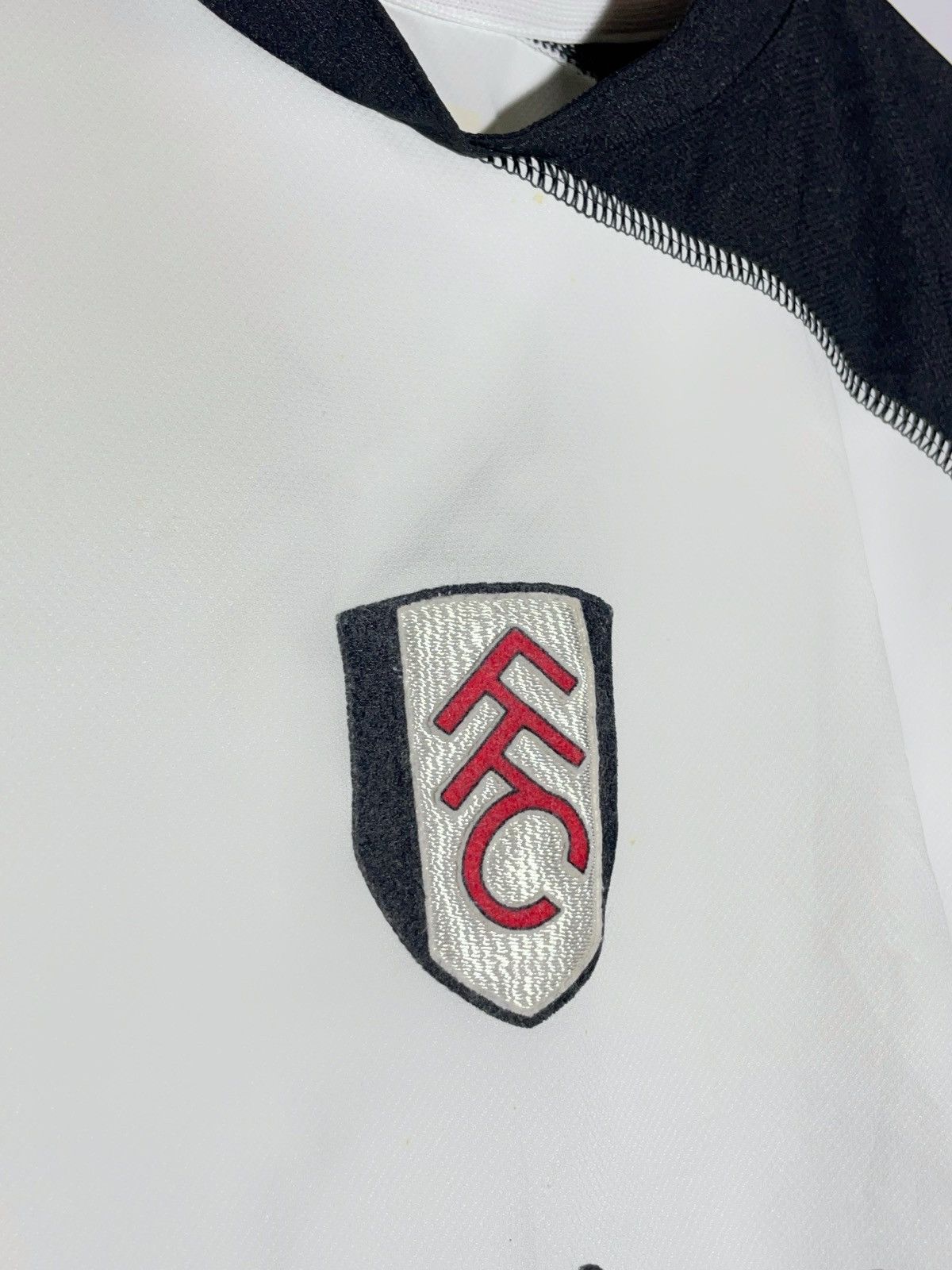 Puma × Vintage Fulham Puma Vintage 2004/05 Home Y2k Football Shirt Size US M / EU 48-50 / 2 - 3 Thumbnail