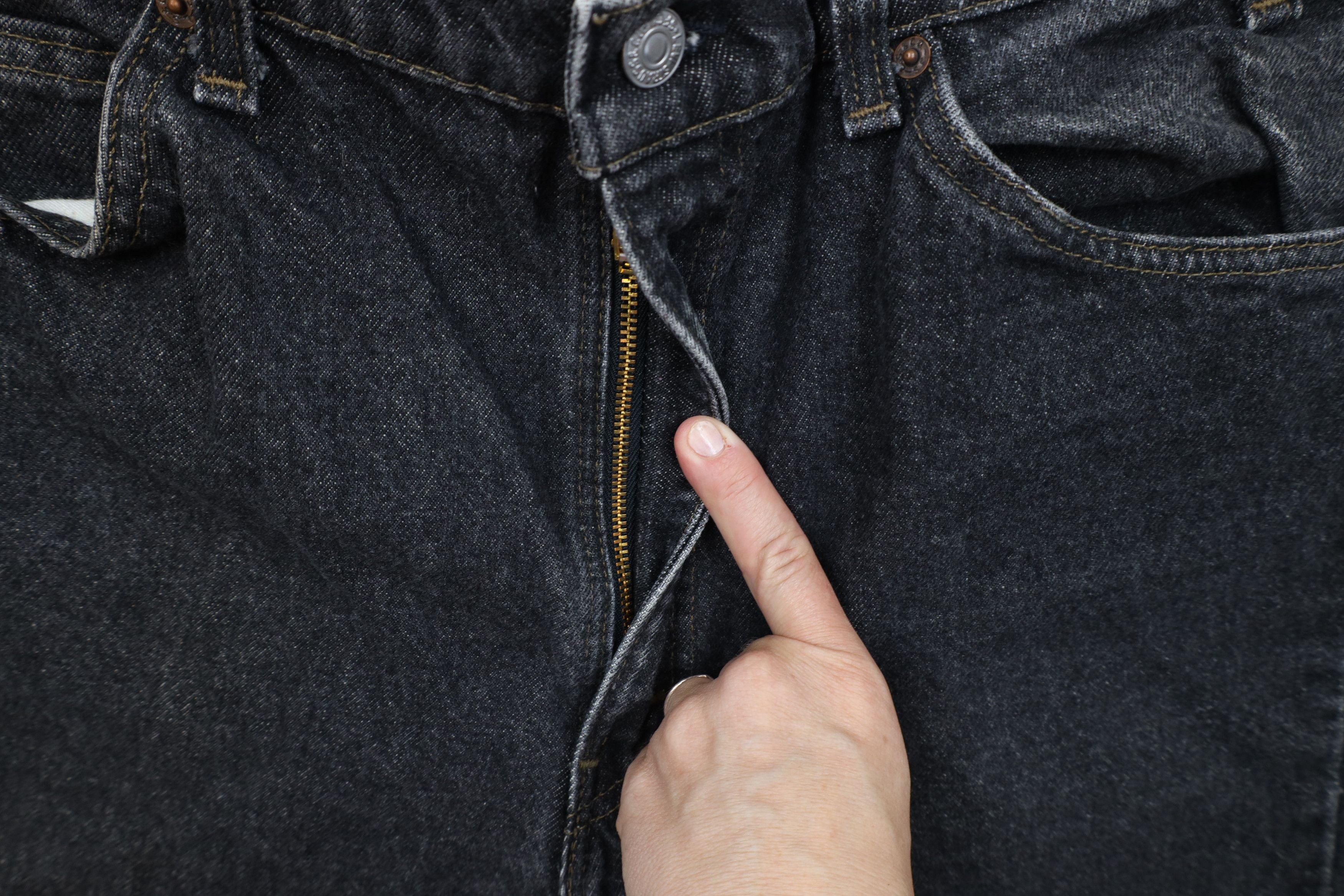 Levi's Vintage 90s Levis 505 Orange Tab Fit Denim Jeans Black USA Size US 36 / EU 52 - 6 Thumbnail