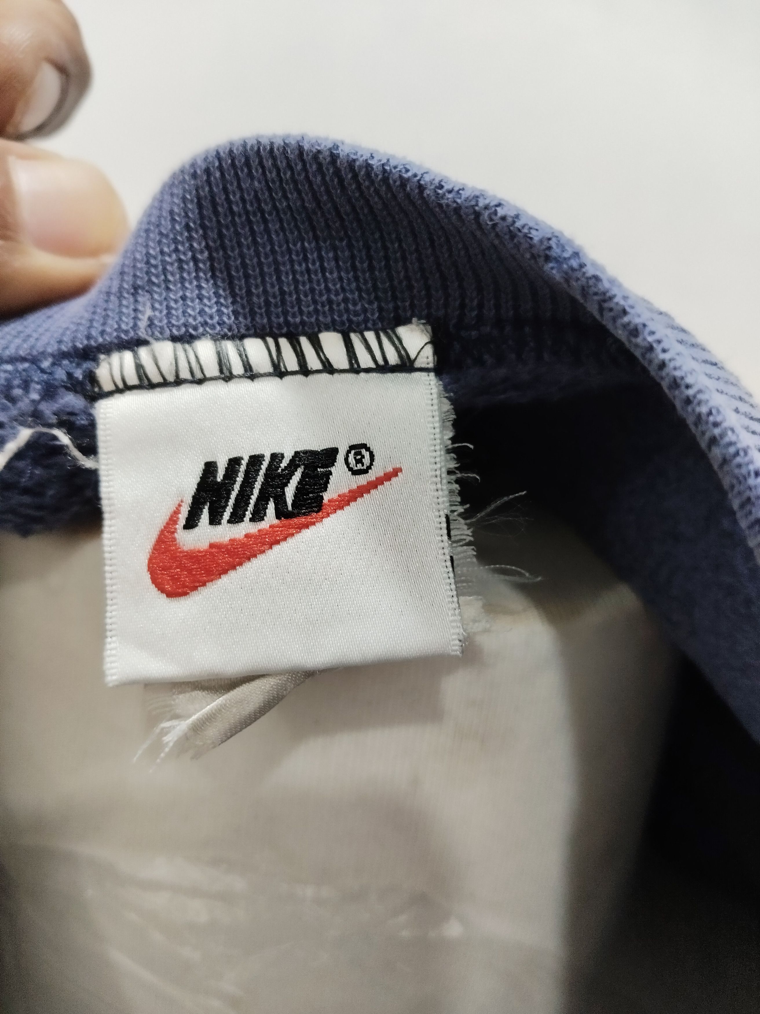 Fashion Victim × Nike × Vintage Vintage Y2K Nike Embroidery Logo Sweatshirt Size US L / EU 52-54 / 3 - 3 Thumbnail