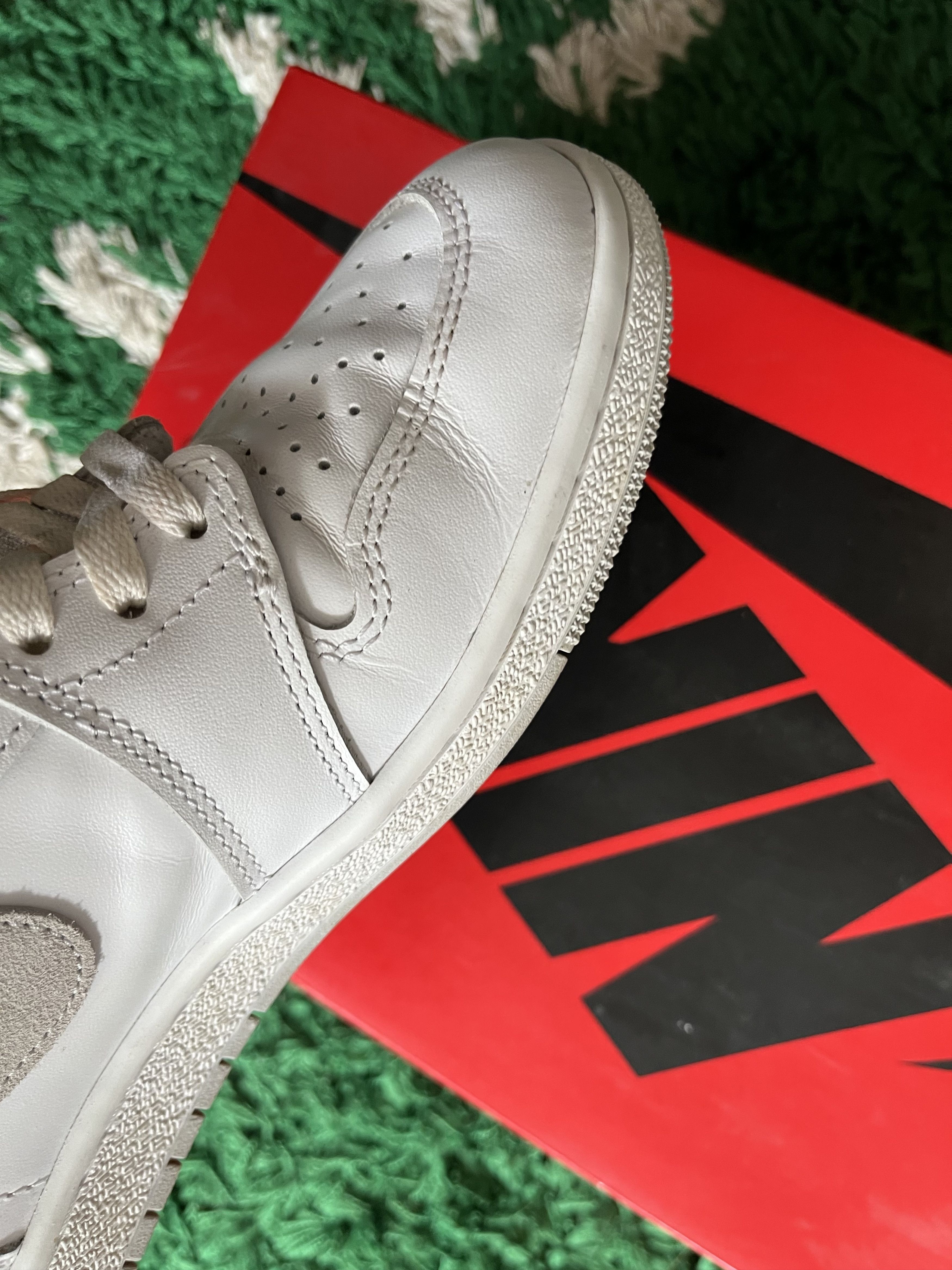 Jordan Brand Nike air jordan 1 high neutral grey Size US 10 / EU 43 - 6 Thumbnail