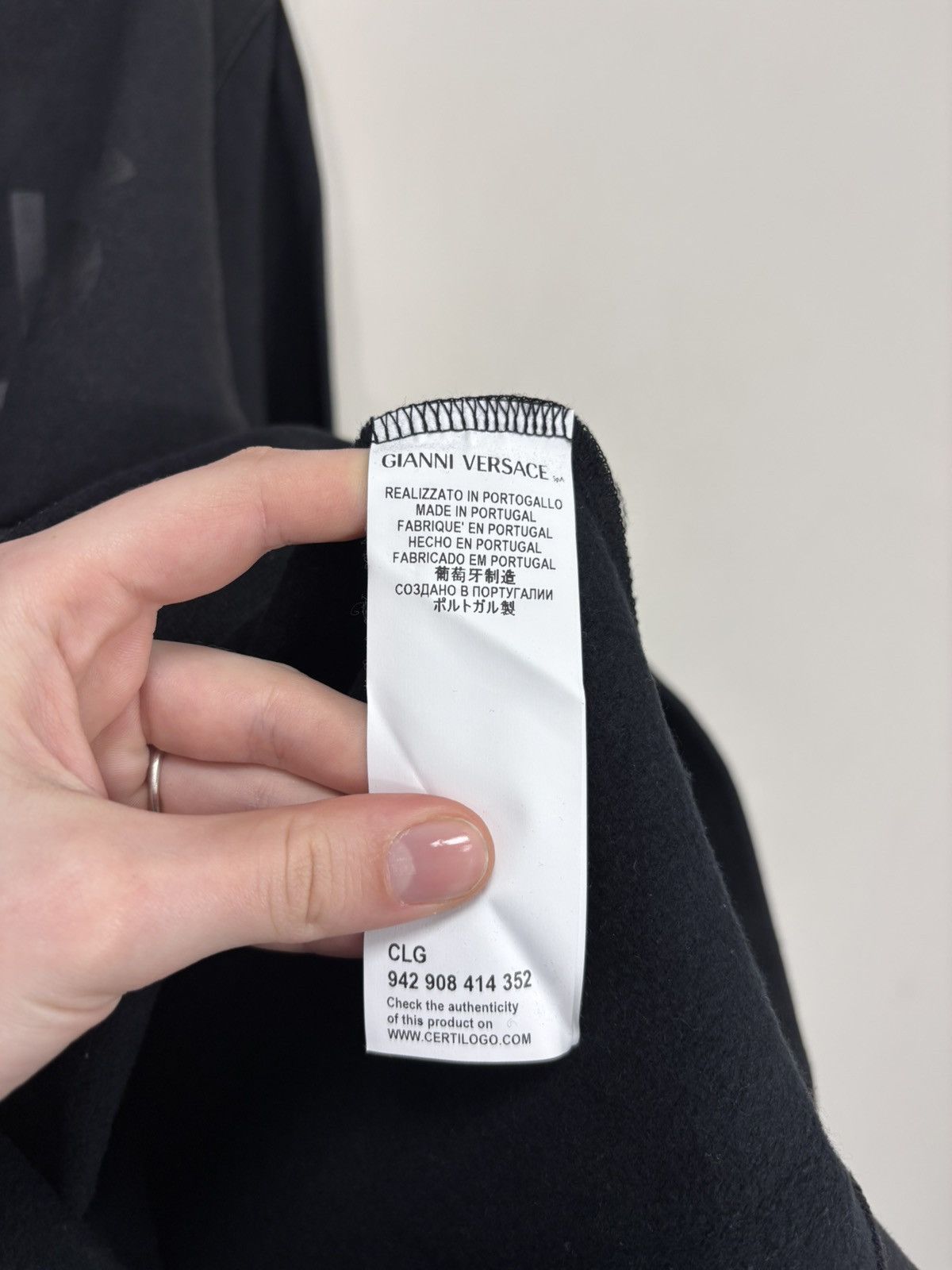 Versus Versace Gianni Versace Versus Men’s Big Logo Black Sweatshirt Size US M / EU 48-50 / 2 - 11 Thumbnail