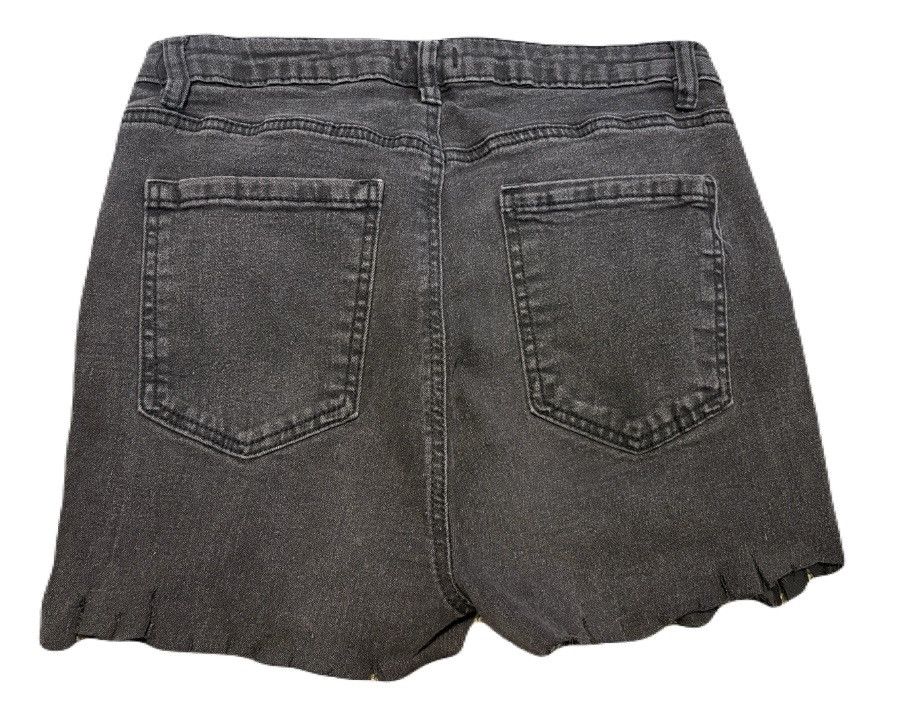 rue21 (Rue 21+) Black Denim Jean Shorts: Size 16W Size 30" / US 8 / IT 44 - 2 Thumbnail