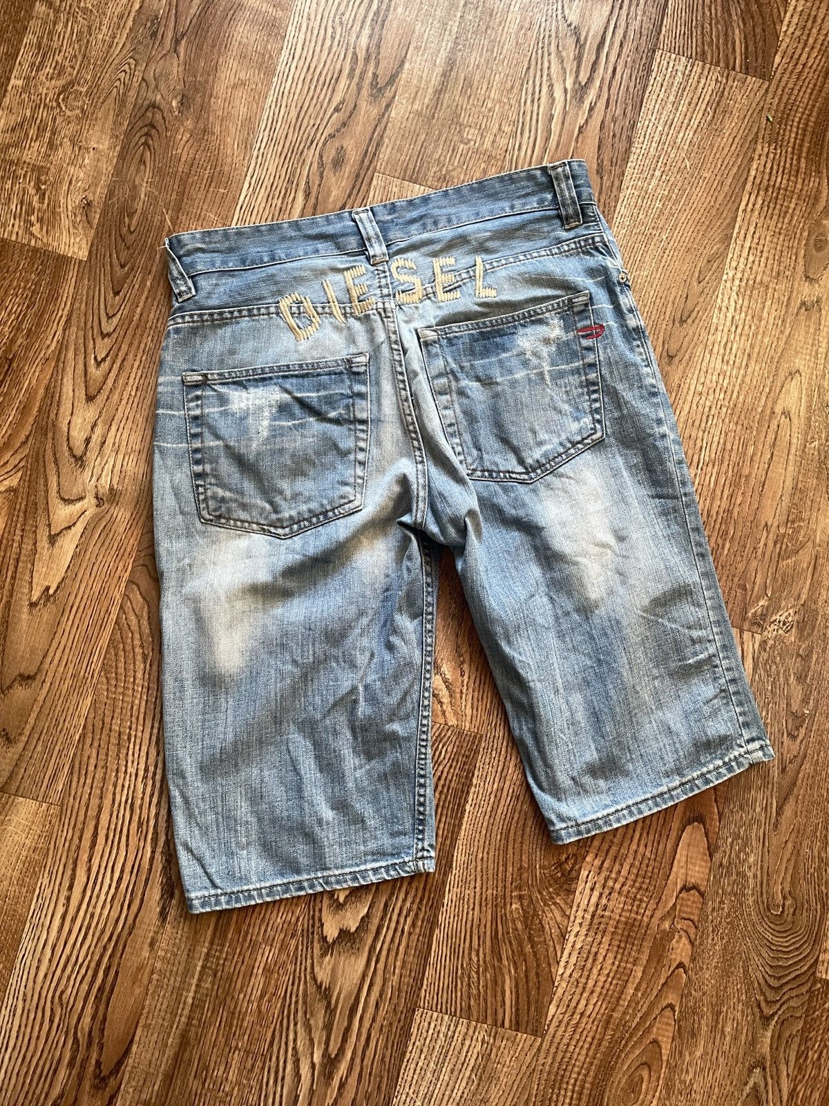Diesel Diesel vintage Shorts Big logo Oldmoney style Streetwear y2k Size US 33 - 1 Thumbnail