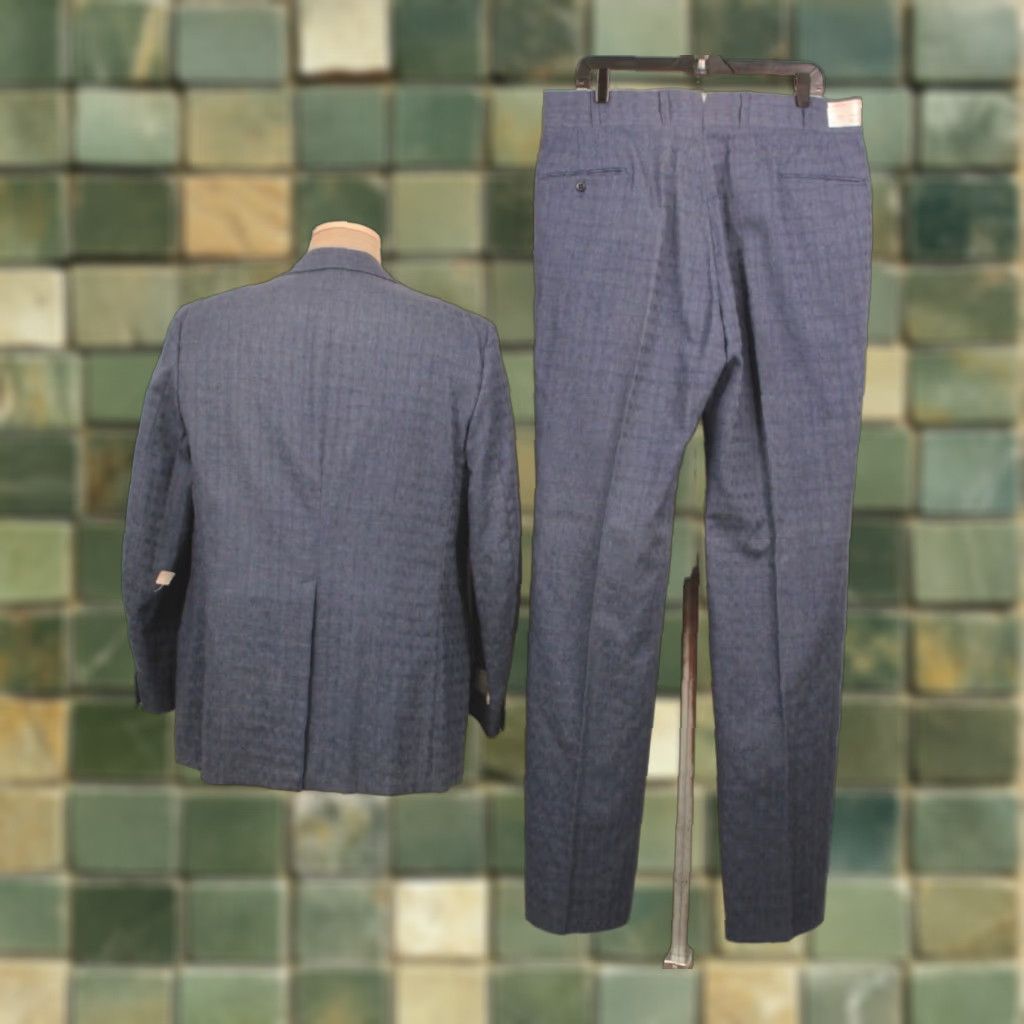 Vintage VINTAGE Haspel Leisure Suit Blue 70s 2 PC Mens Sz 43W38 Polyester Cotton 1970s Disco Size 46R - 1 Thumbnail