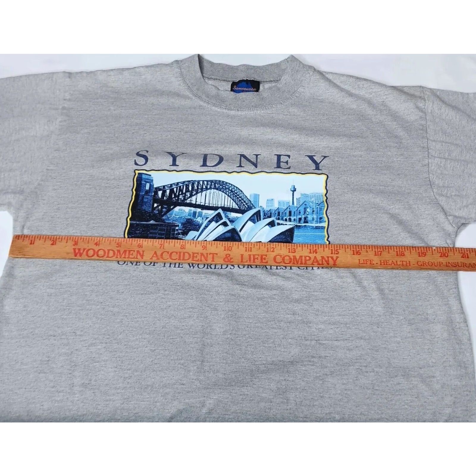Vintage VINTAGE Samsousan Sydney Australia Mens L T Shirt Gray Skyline Travel Graphic Print Crew Neck Short Sleeve Cotton Knit Australia GT Size US L / EU 52-54 / 3 - 7 Thumbnail