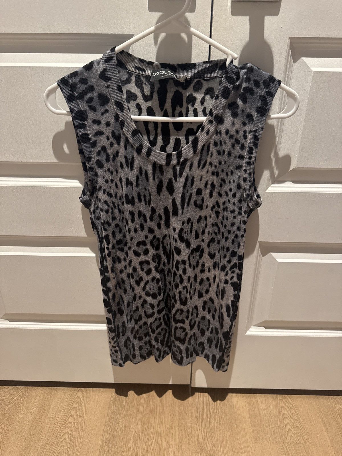Dolce & Gabbana Leopard D & G Tank Sweater Size M / US 6-8 / IT 42-44 - 1 Thumbnail