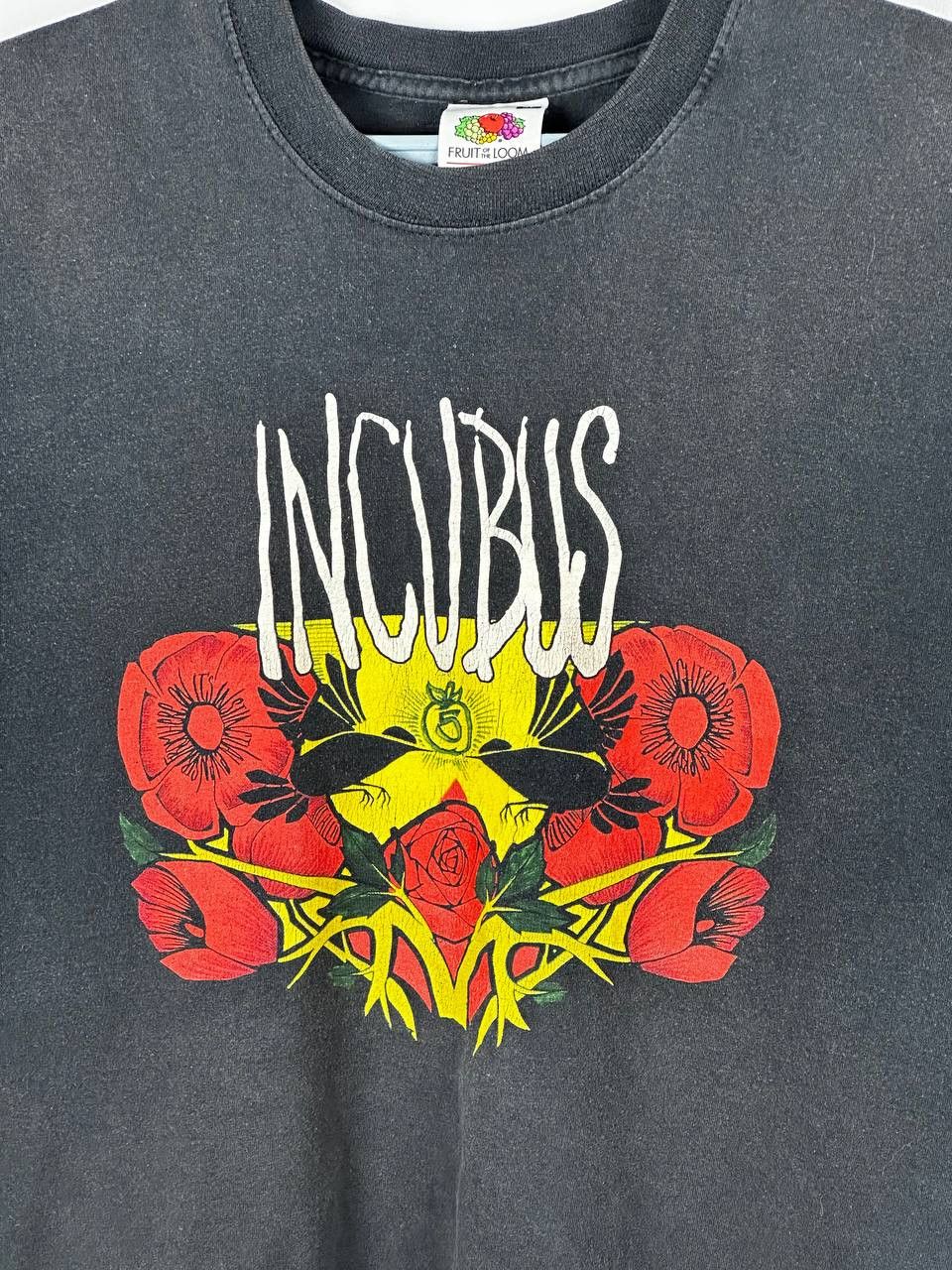 Band Tees Vintage 2004 Incubus A Crow Left Of The Murder tour t shirt Size US XL / EU 56 / 4 - 4 Thumbnail