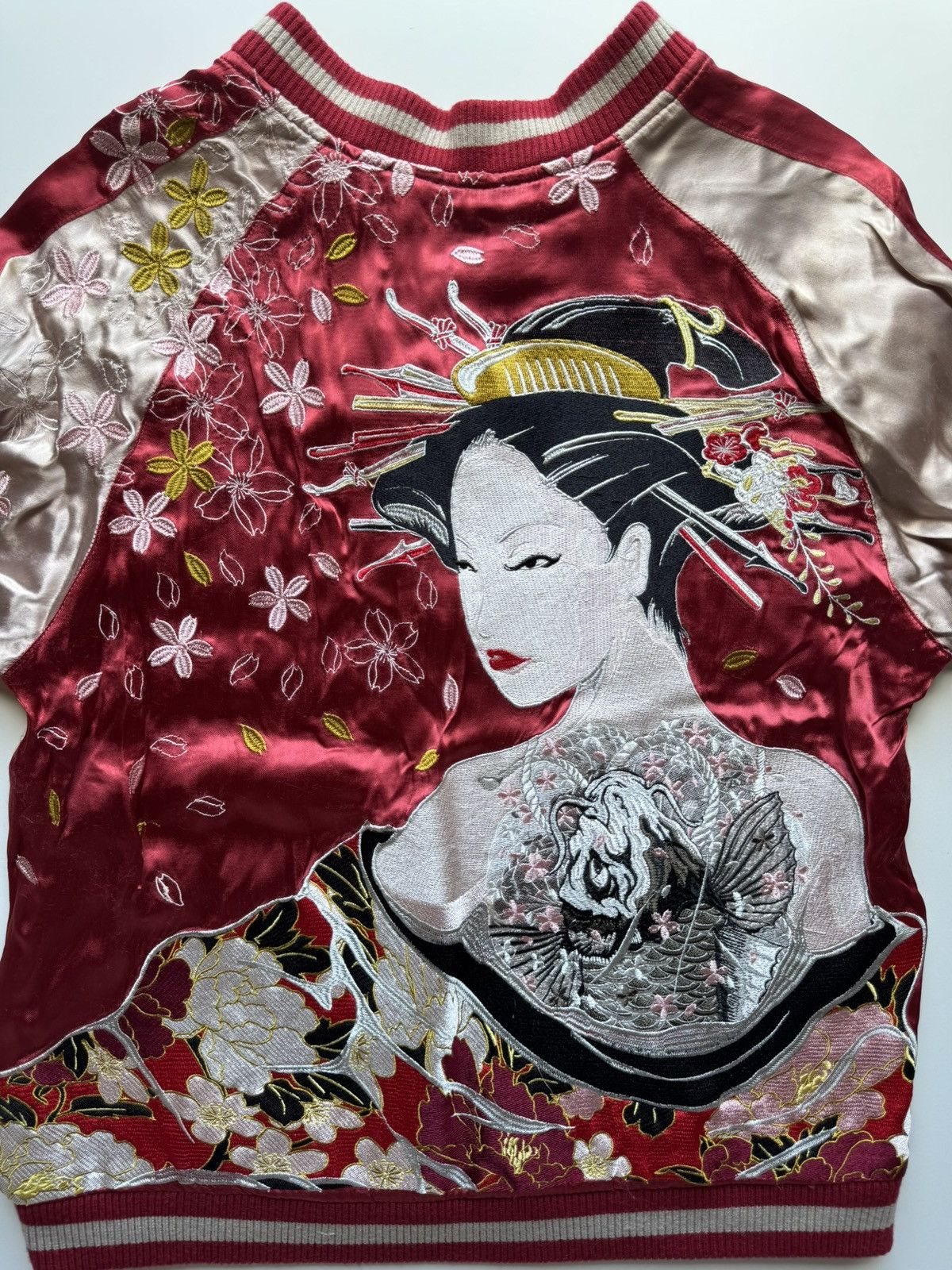 Other Japanese Red Oiran Geisha Koi Fish Souvenir Sukajan Jacket M Size US M / EU 48-50 / 2 - 12 Thumbnail