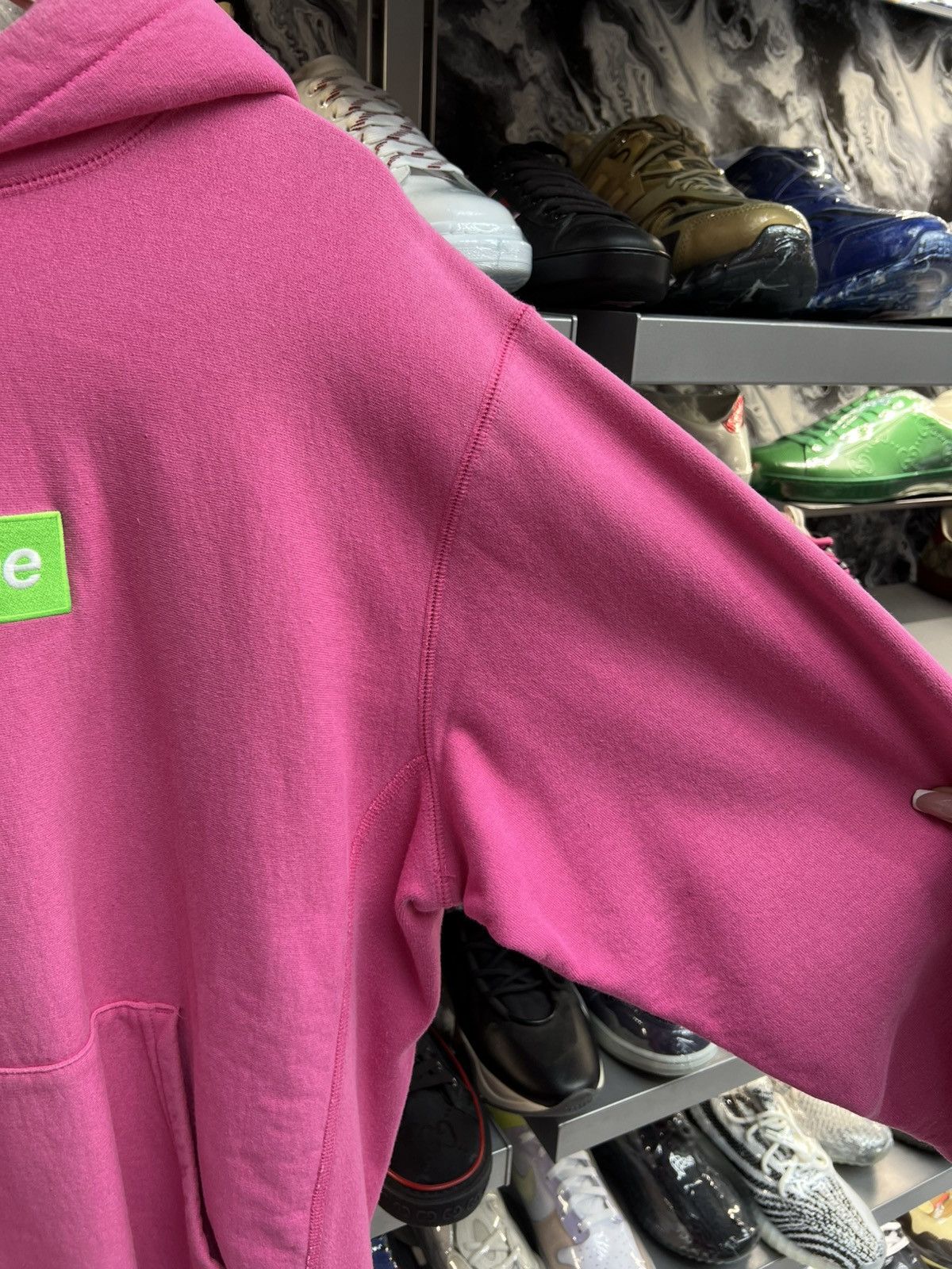Supreme Supreme FW17 Magenta Box Logo Size US XL / EU 56 / 4 - 4 Thumbnail
