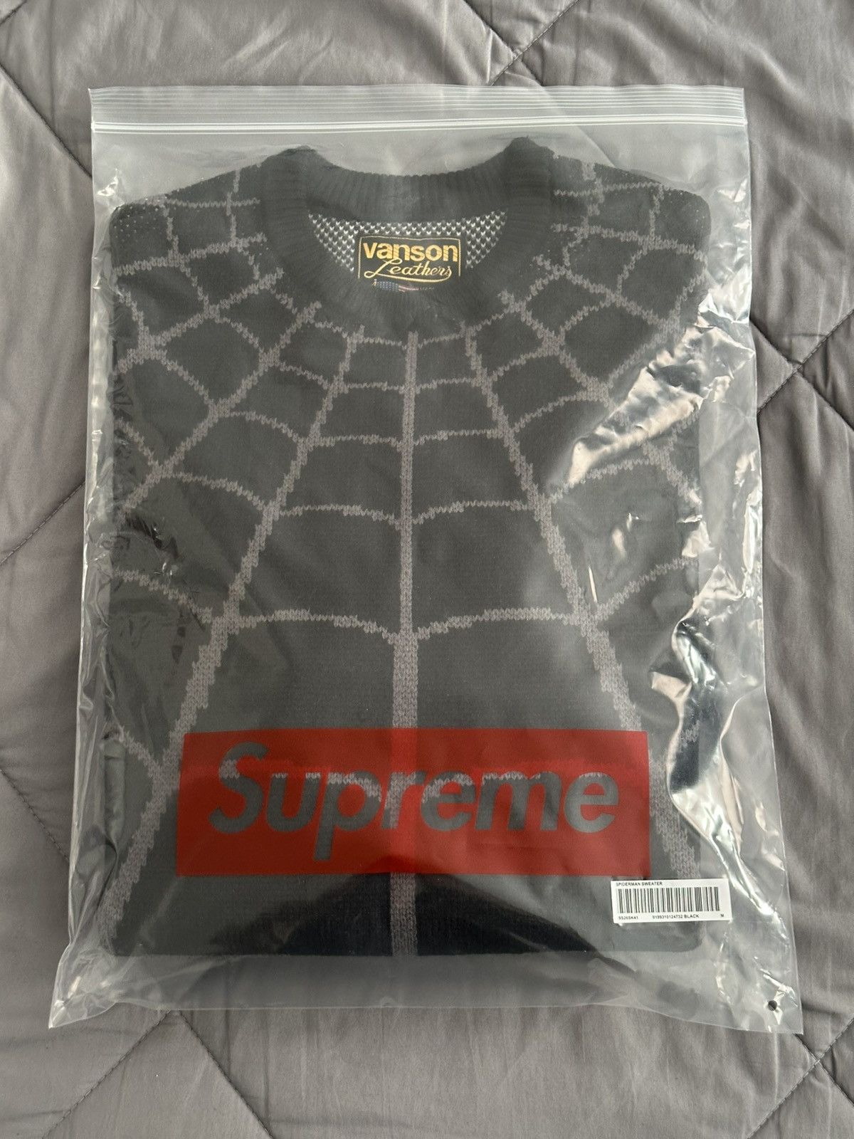Supreme × Vanson Leathers Supreme Vanson Leathers Spider-Man Sweater Black Size Medium Size US M / EU 48-50 / 2 - 1 Thumbnail