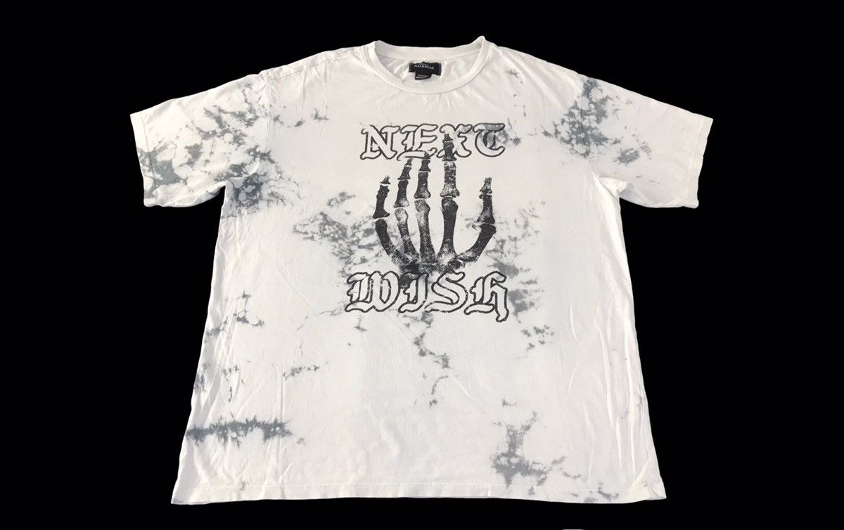 Designer Pull & Bear Next Wish Hand Bone Acid Wash Style Printed Tee Size US L / EU 52-54 / 3 - 1 Thumbnail