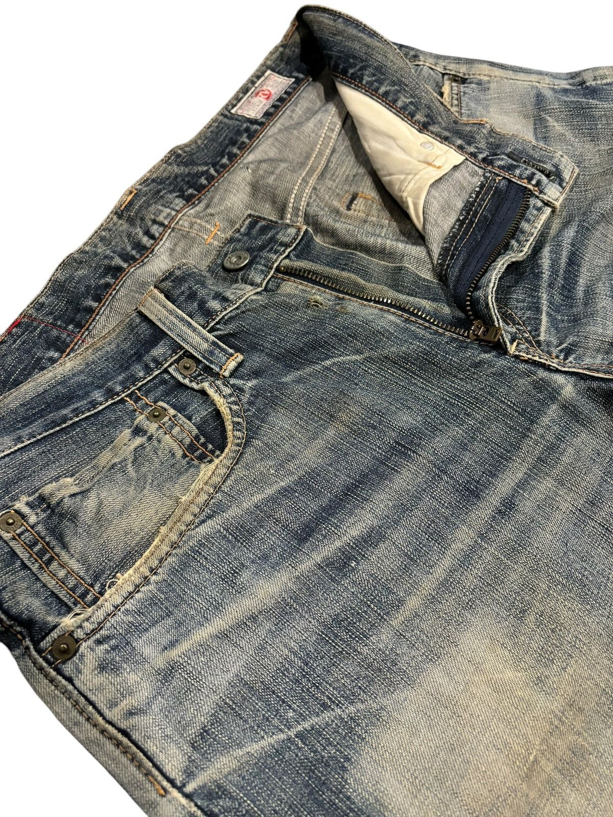 Edwin × Japanese Brand 90s Vtg Edwin 503RV Distressed Faded Straight Cut Jeans Size US 36 / EU 52 - 6 Thumbnail