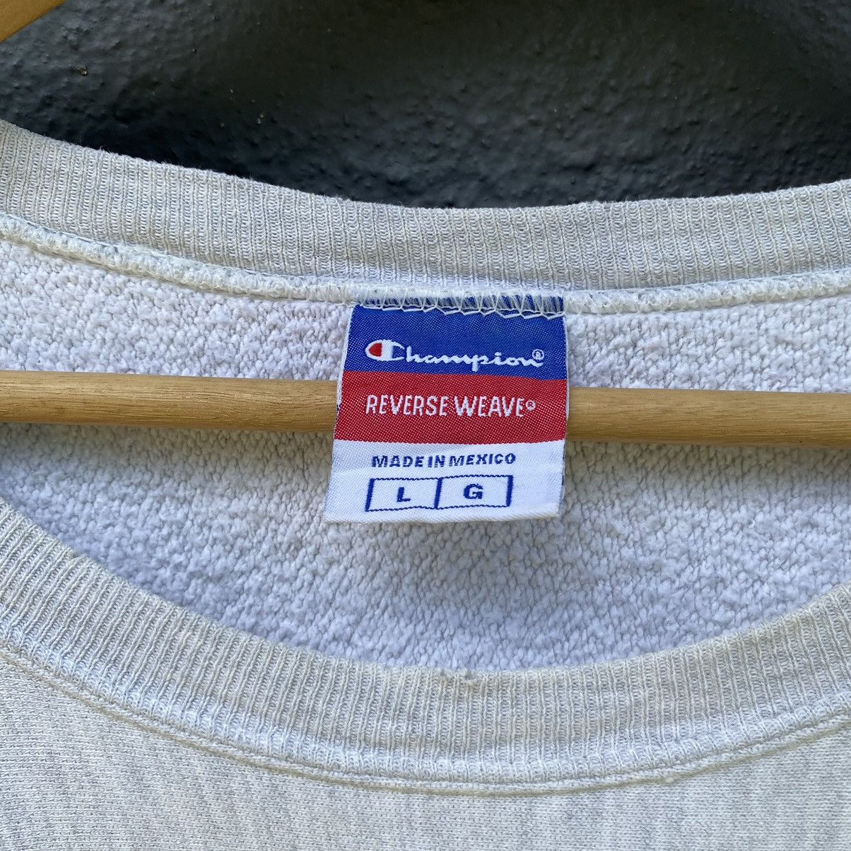 Champion THRASHED REVERSE WEAVE Vintage Y2K Champion ERD GRUNGE Size US L / EU 52-54 / 3 - 7 Thumbnail