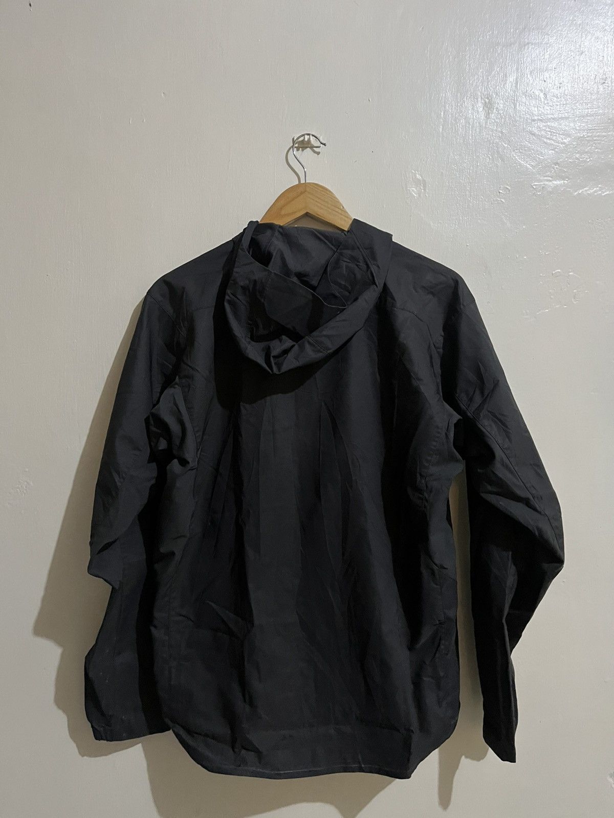 Arc'teryx Arcteryx Windbreaker Jacket with Side Pocket Logo Size US M / EU 48-50 / 2 - 4 Thumbnail
