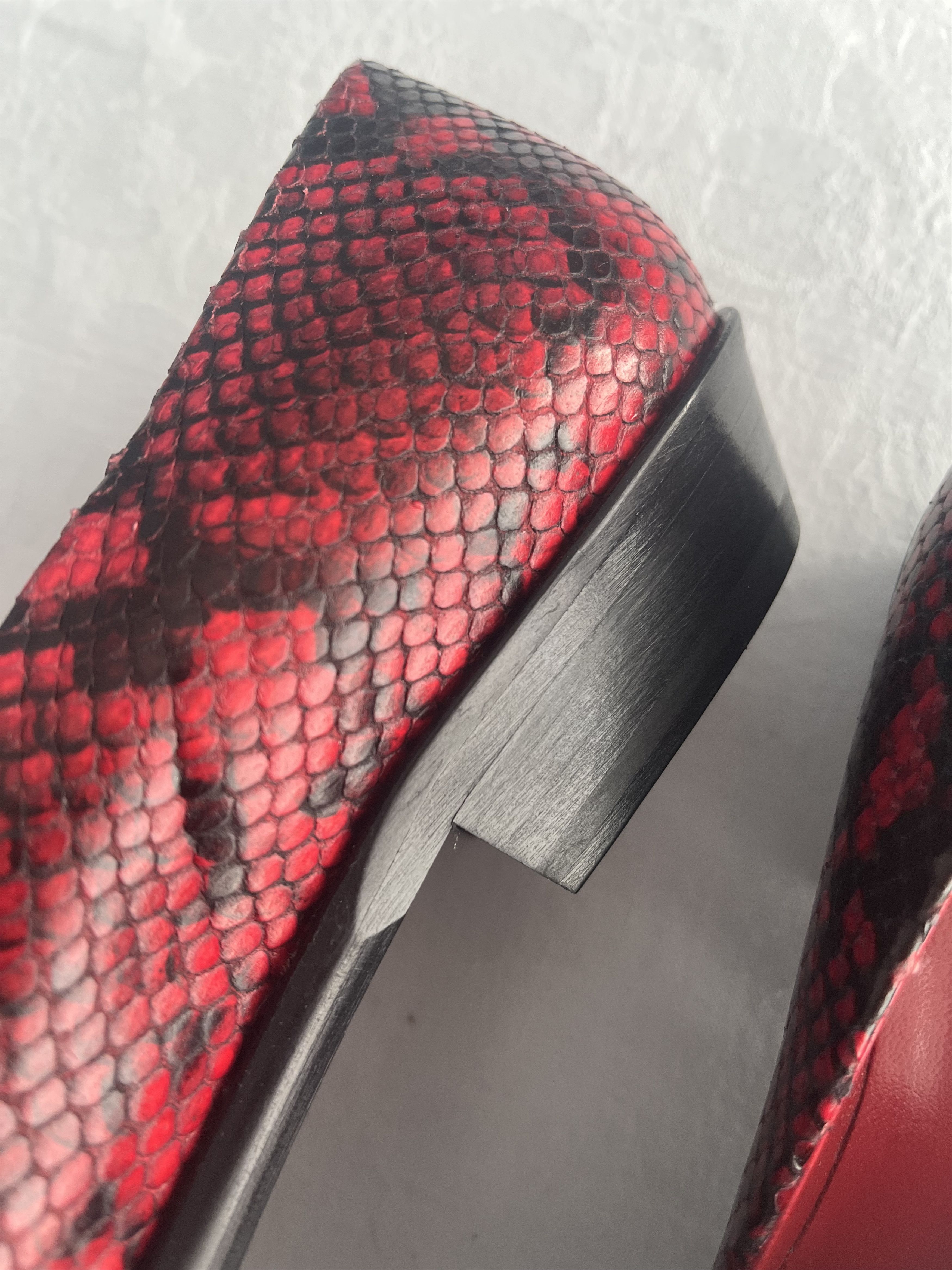 Paul Smith Red and black leather snakeskin design loafers/flats Size US 10 / IT 40 - 8 Thumbnail