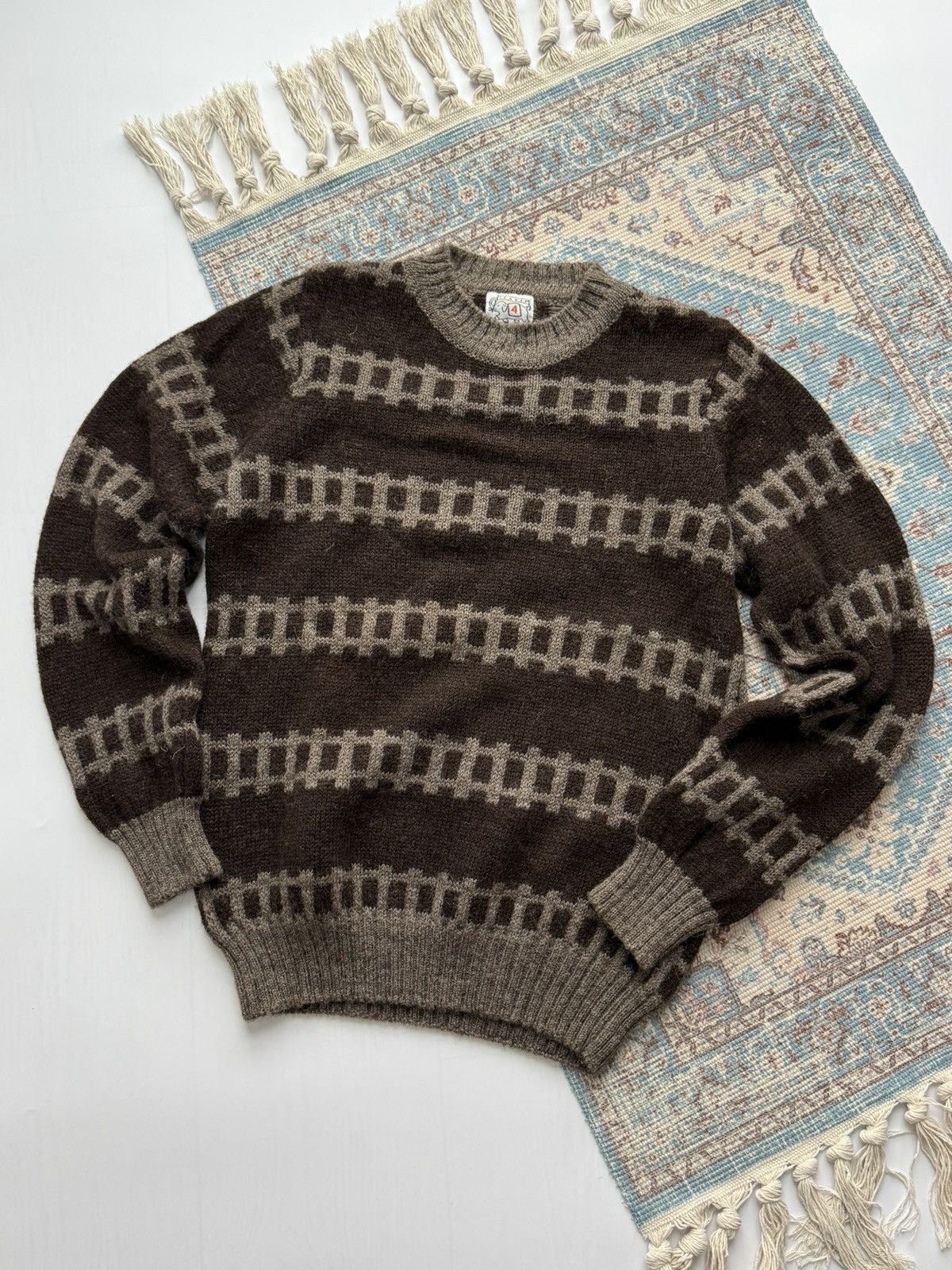 Tender Co. Rare Tender Co. Locomotive Pure Wool Scotland Sweater Sz M Size US M / EU 48-50 / 2 - 1 Thumbnail