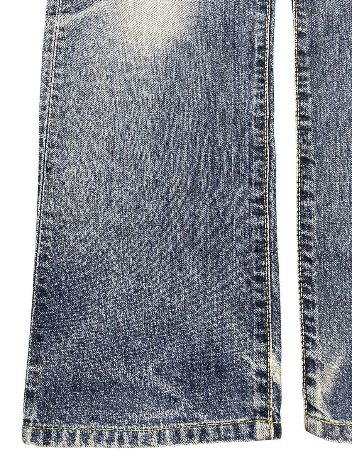 Edwin Vintage Japan Edwin Blue Faded Wash Distress Loose Jeans Size US 32 / EU 48 - 7 Thumbnail
