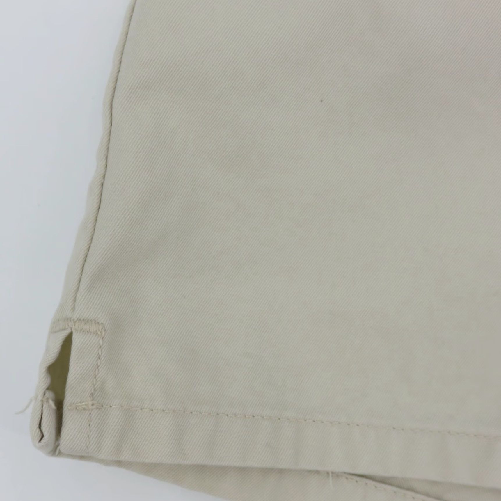 Gap VINTAGE Gap Jeans Women 8 Solid Beige Khaki Shorts All Cotton 2003 2000s Pockets VTG Size 30" / US 8 / IT 44 - 4 Thumbnail