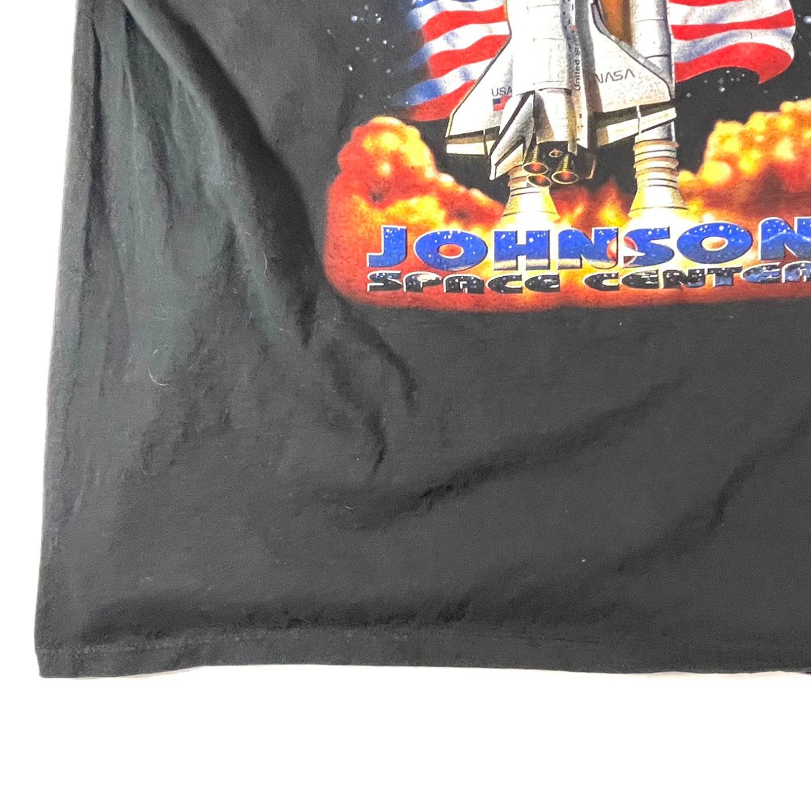 Vintage VTG 1990’s Made in USA Johnson Space Centre Graphic Tee XL Size US XL / EU 56 / 4 - 8 Thumbnail