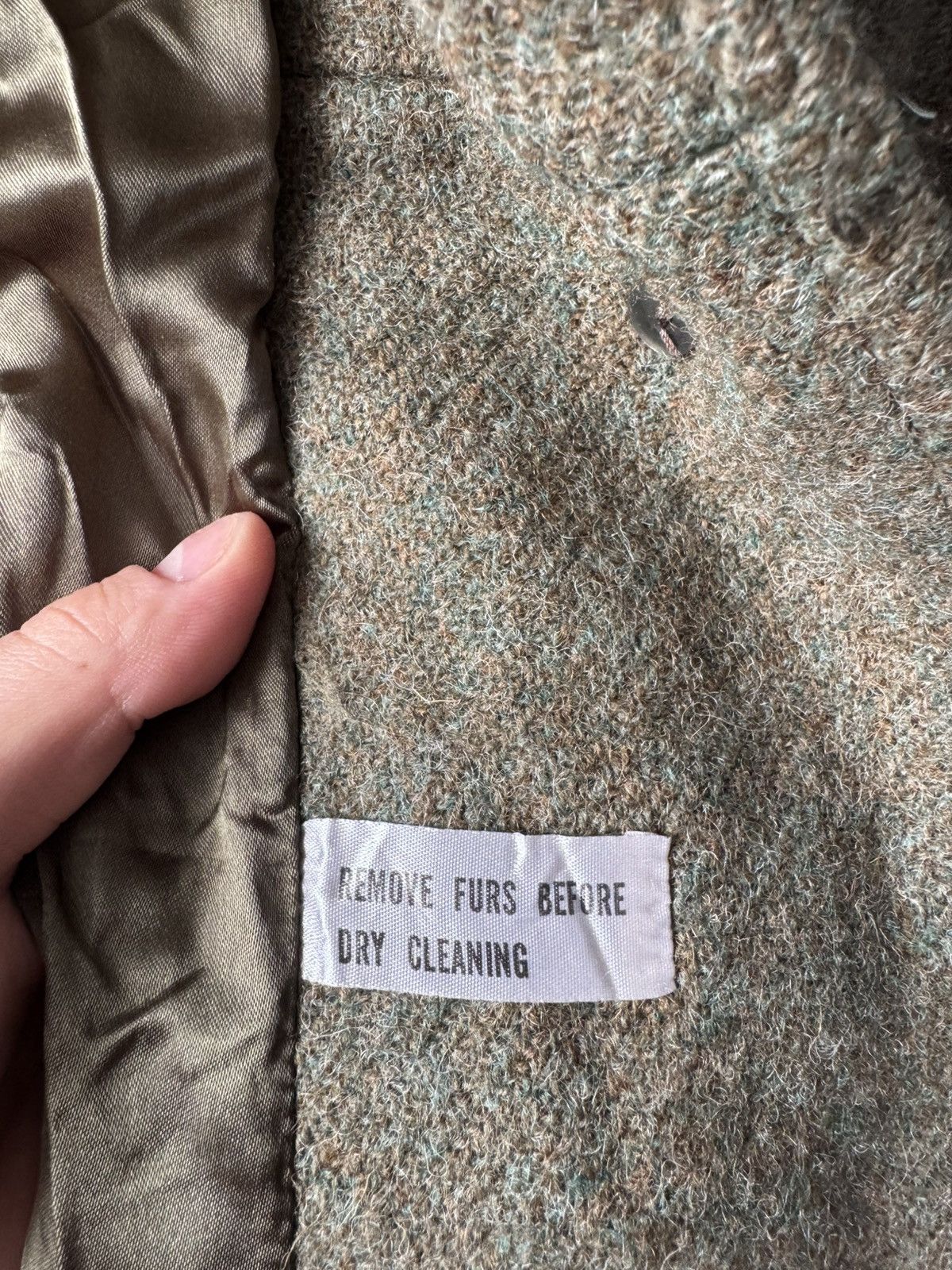 Aquascutum AQUASCUTUM PURE WOOL GRAY LONG TAILORED COAT FUR COLLAR Size US L / EU 52-54 / 3 - 10 Thumbnail