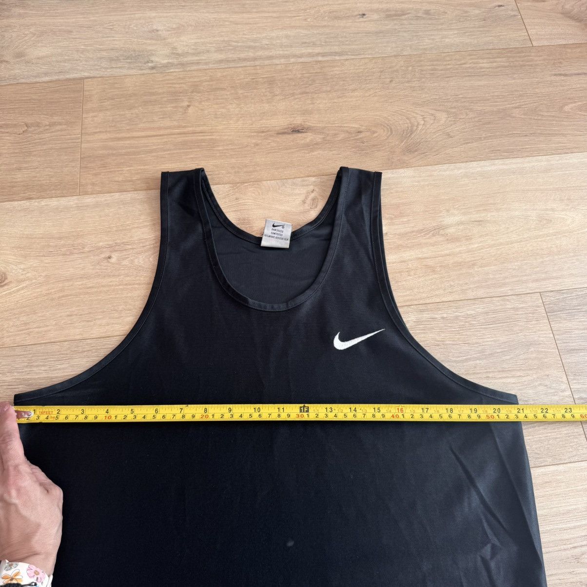 Nike Vintage Nike Tank Top Dazzle Swoosh Men’s Size M Black Size US M / EU 48-50 / 2 - 5 Thumbnail