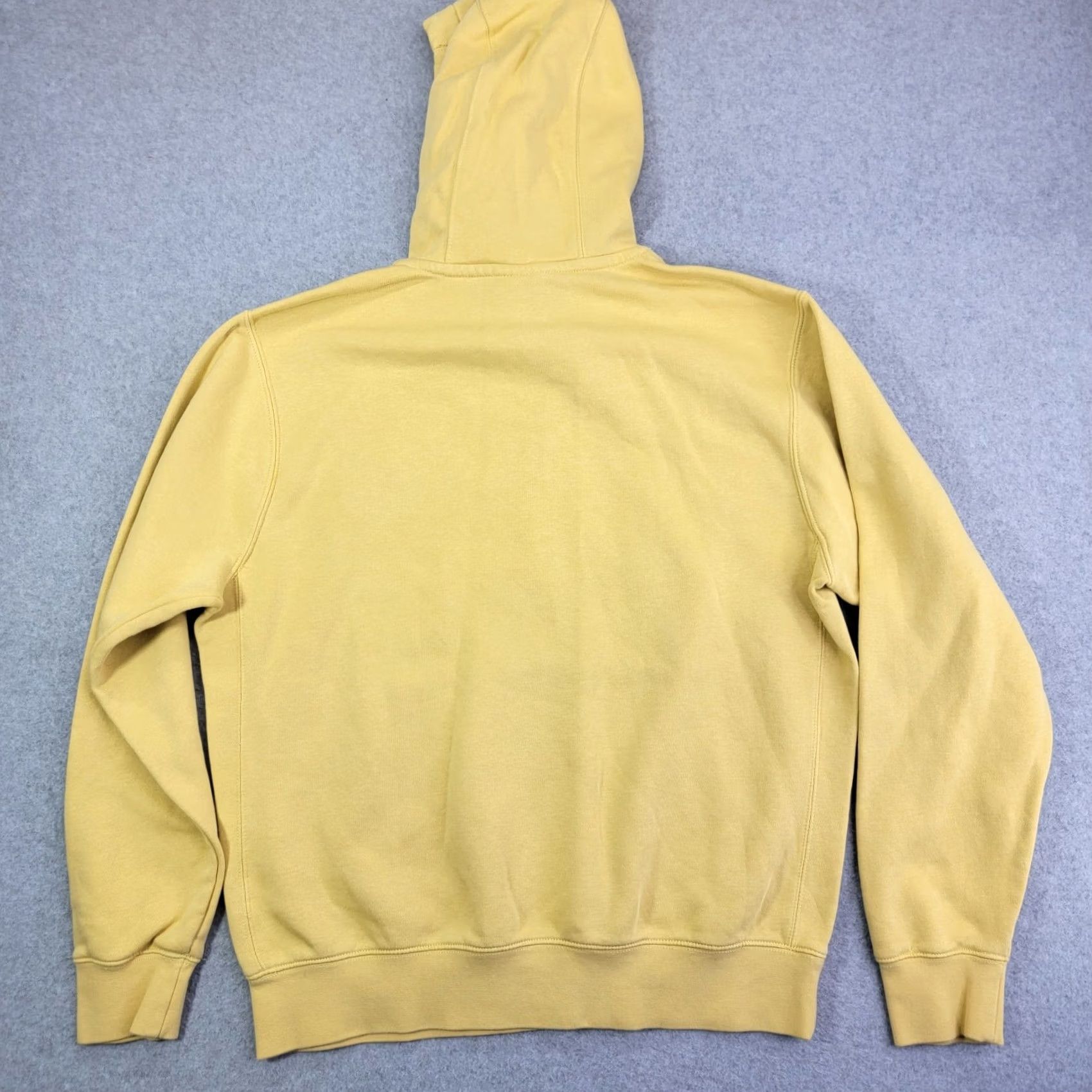 Nike VINTAGE Nike Swoosh Yellow Gold Pullover Hoodie Sweatshirt Men's M faded Hoodie Size US M / EU 48-50 / 2 - 6 Thumbnail