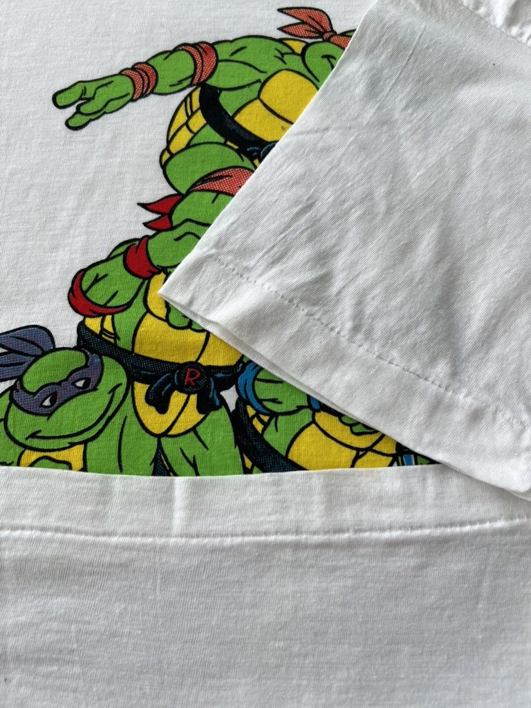 Cartoon Network Vintage 1992 Teenage Mutant Ninja Turtles Hero Cartoon Tee Size US S / EU 44-46 / 1 - 9 Thumbnail