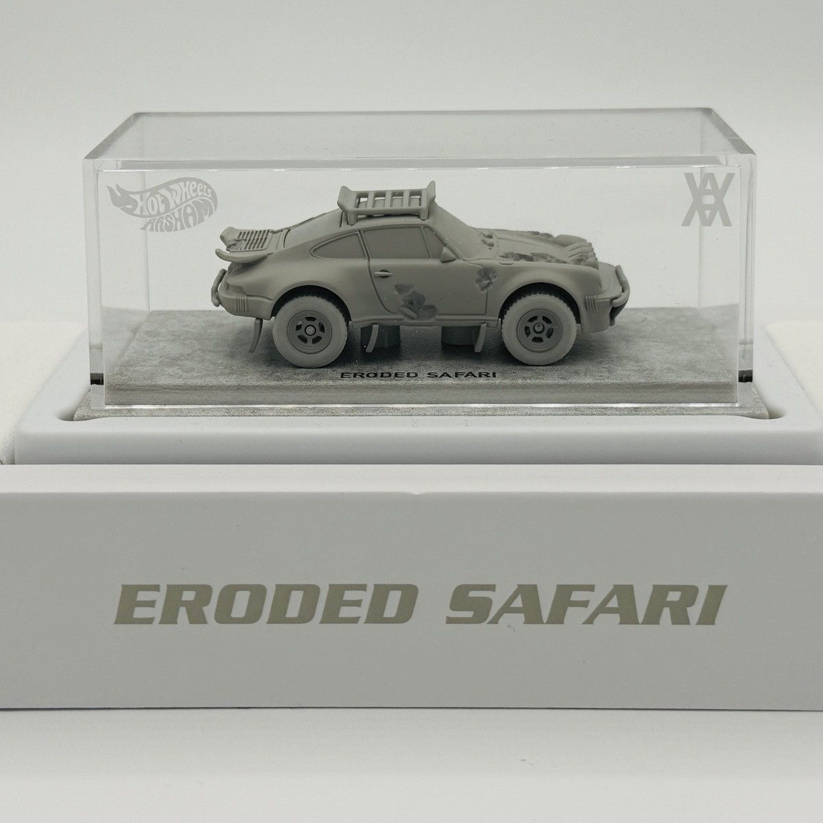 Daniel Arsham × Porsche Design Daniel Arsham x Hot Wheels Eroded Porsche 911 Safari Size ONE SIZE - 1 Thumbnail