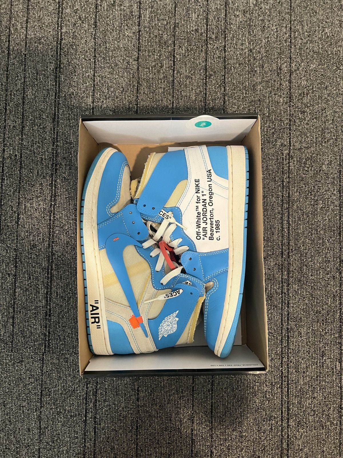 Jordan Brand × Nike × Off-White Air Jordan 1 x Off-White NRG UNC University Blue Size US 11.5 / EU 44-45 - 4 Thumbnail