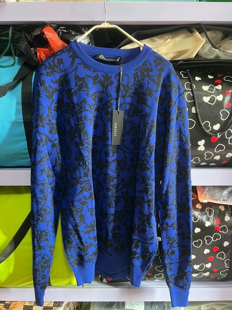 Other Versace Medusa knitted sweater wool jacket Size M / US 6-8 / IT 42-44 - 1 Thumbnail