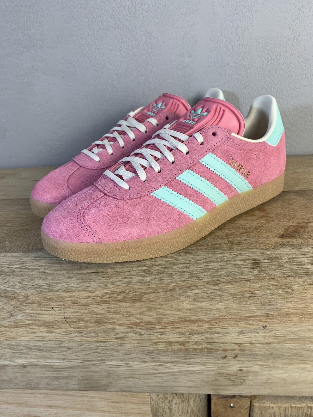 adidas gazelle silver green womens US8] adidas GAZELLE IE3692 [DS]