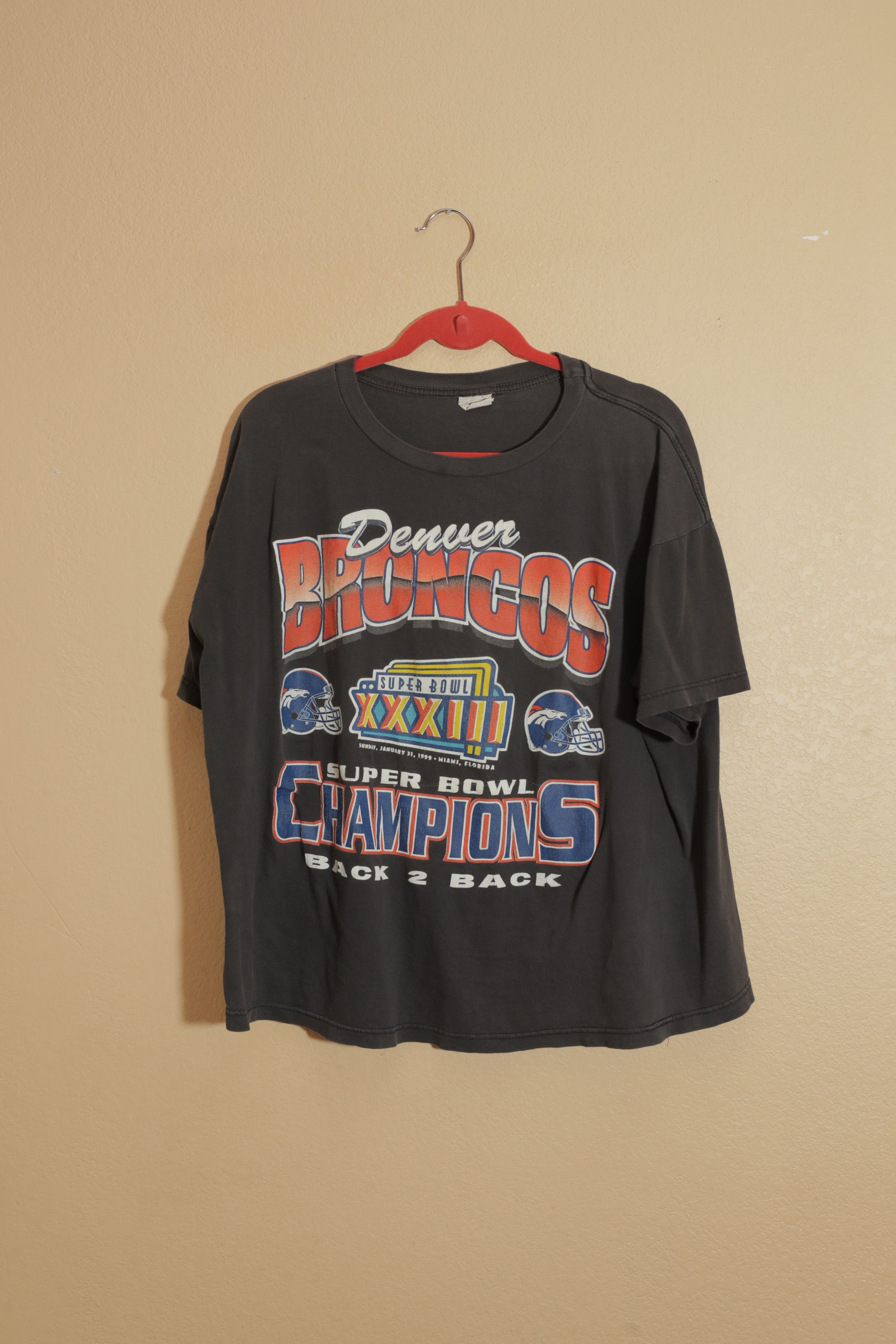 Vintage Denver Broncos Superbowl 1999 Back to Back Champions (XL) Size US XL / EU 56 / 4 - 1 Thumbnail