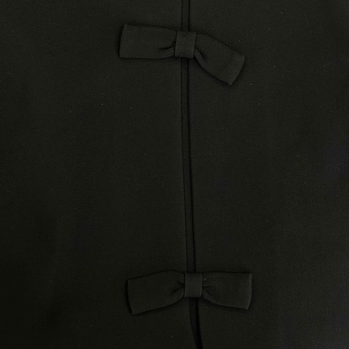 Miu Miu Miu Miu Bow Black Mini Skirt 36 Size 25" / US 0 / IT 36 - 6 Thumbnail
