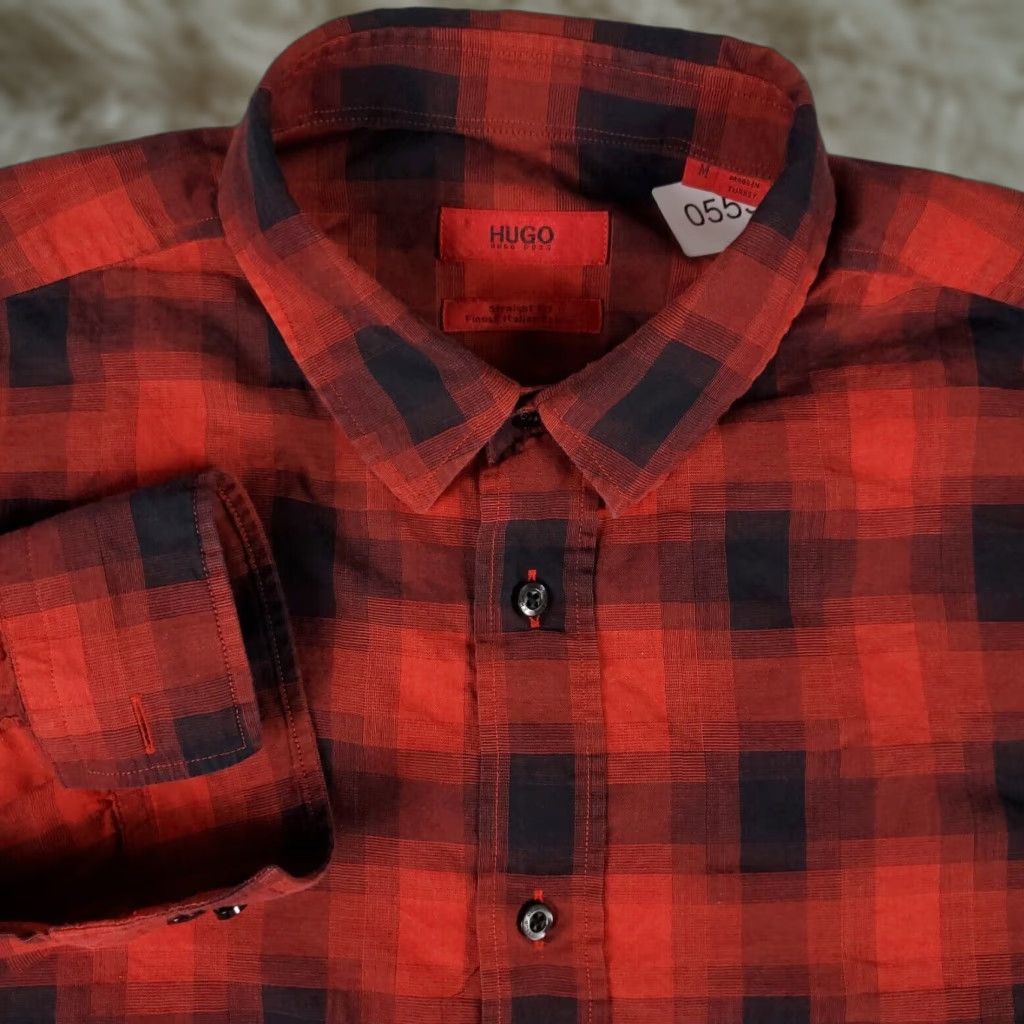 Hugo Boss Hugo Boss Shirt Mens Size Medium Red Plaid Casual Button Up Long Sleeve Size US M / EU 48-50 / 2 - 1 Thumbnail